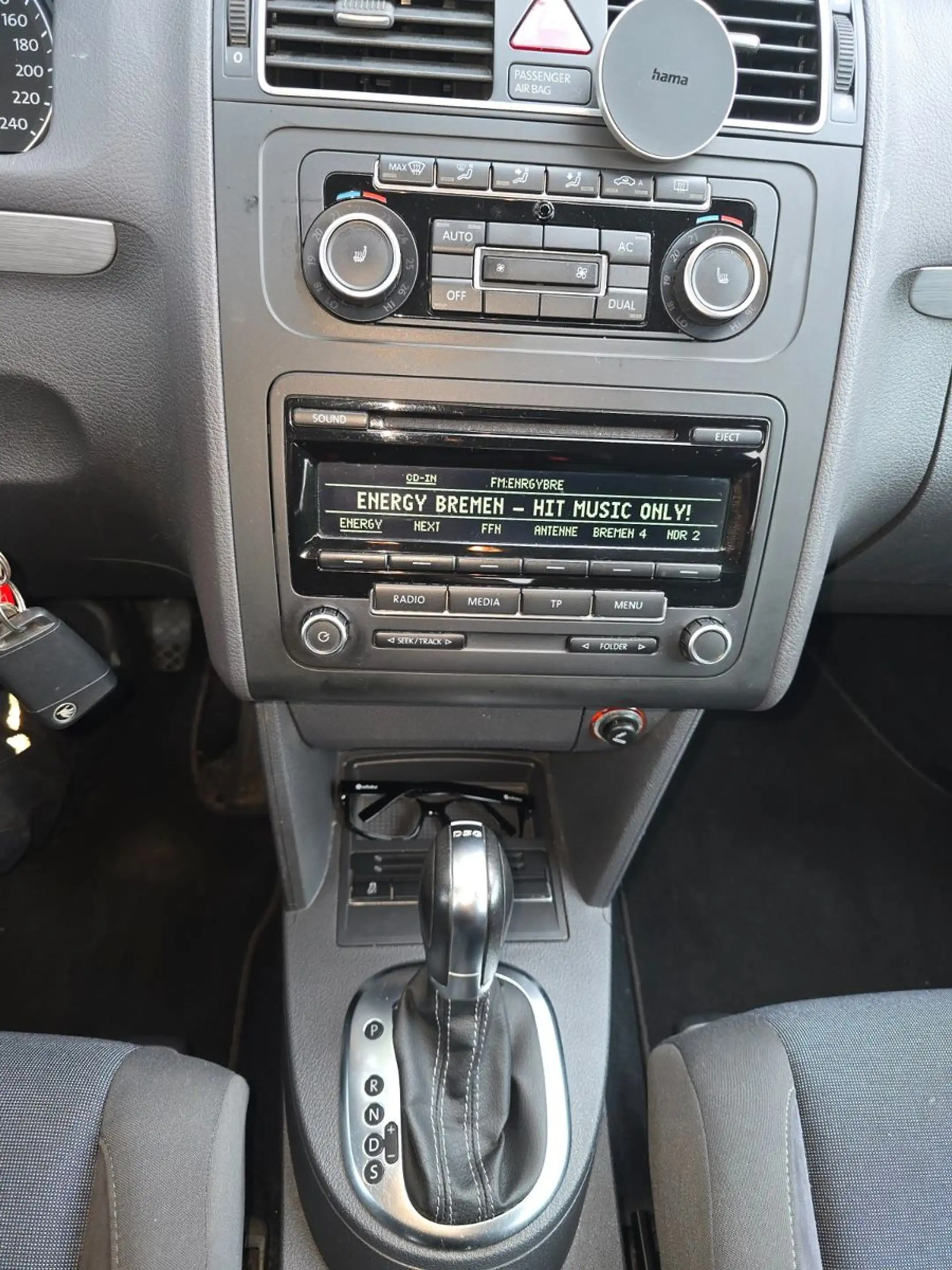 Volkswagen Touran Style — photo 15