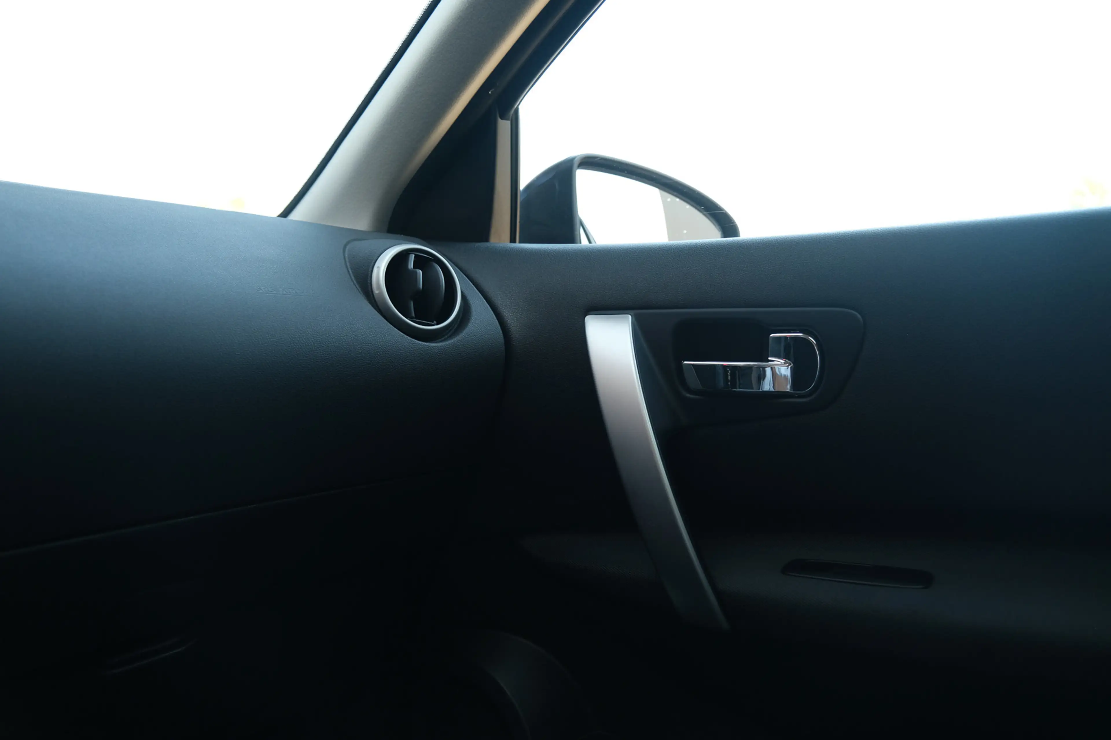 Nissan Qashqai+2 2.0 Tekna — photo 14