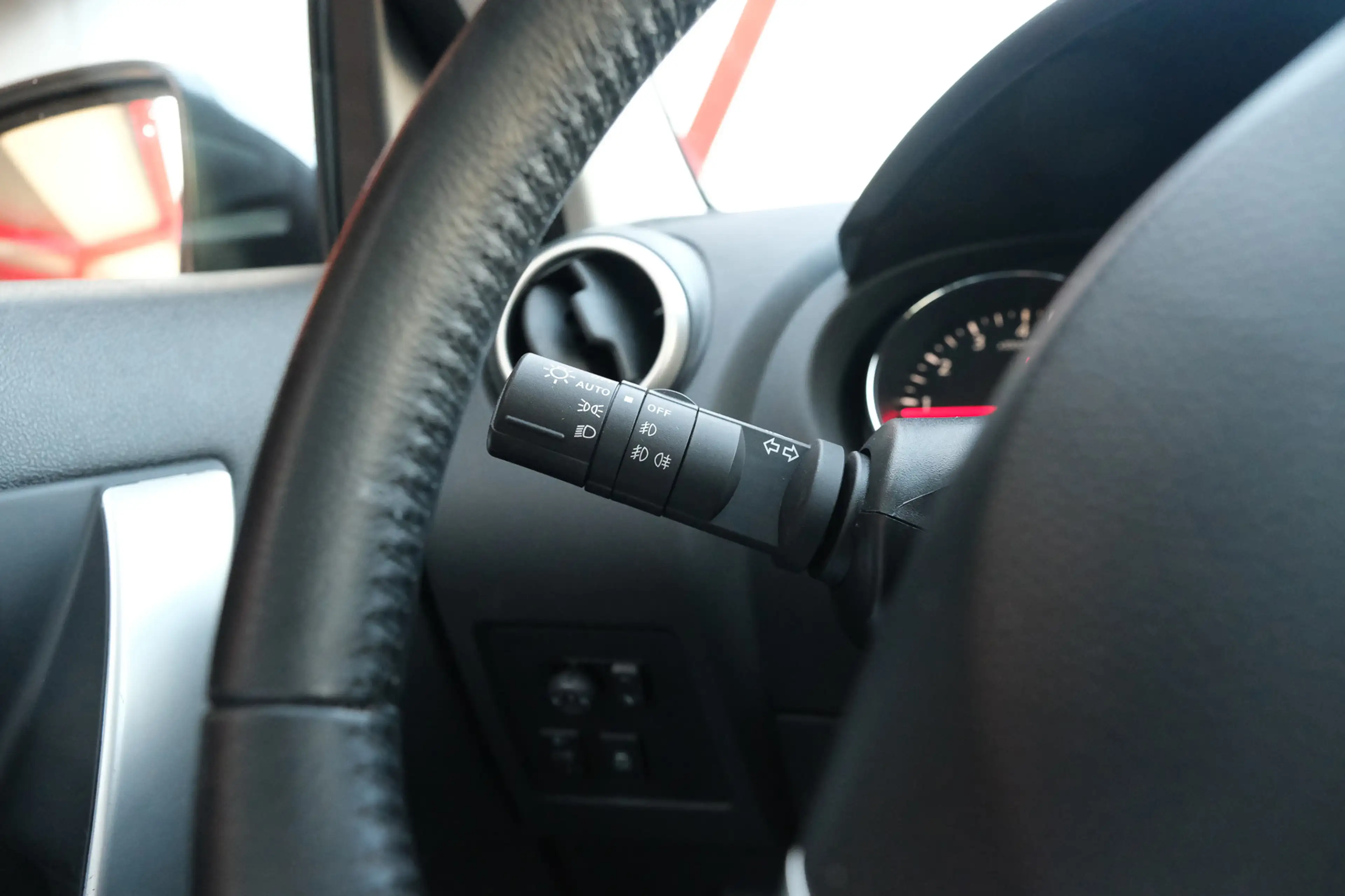 Nissan Qashqai+2 2.0 Tekna — photo 10