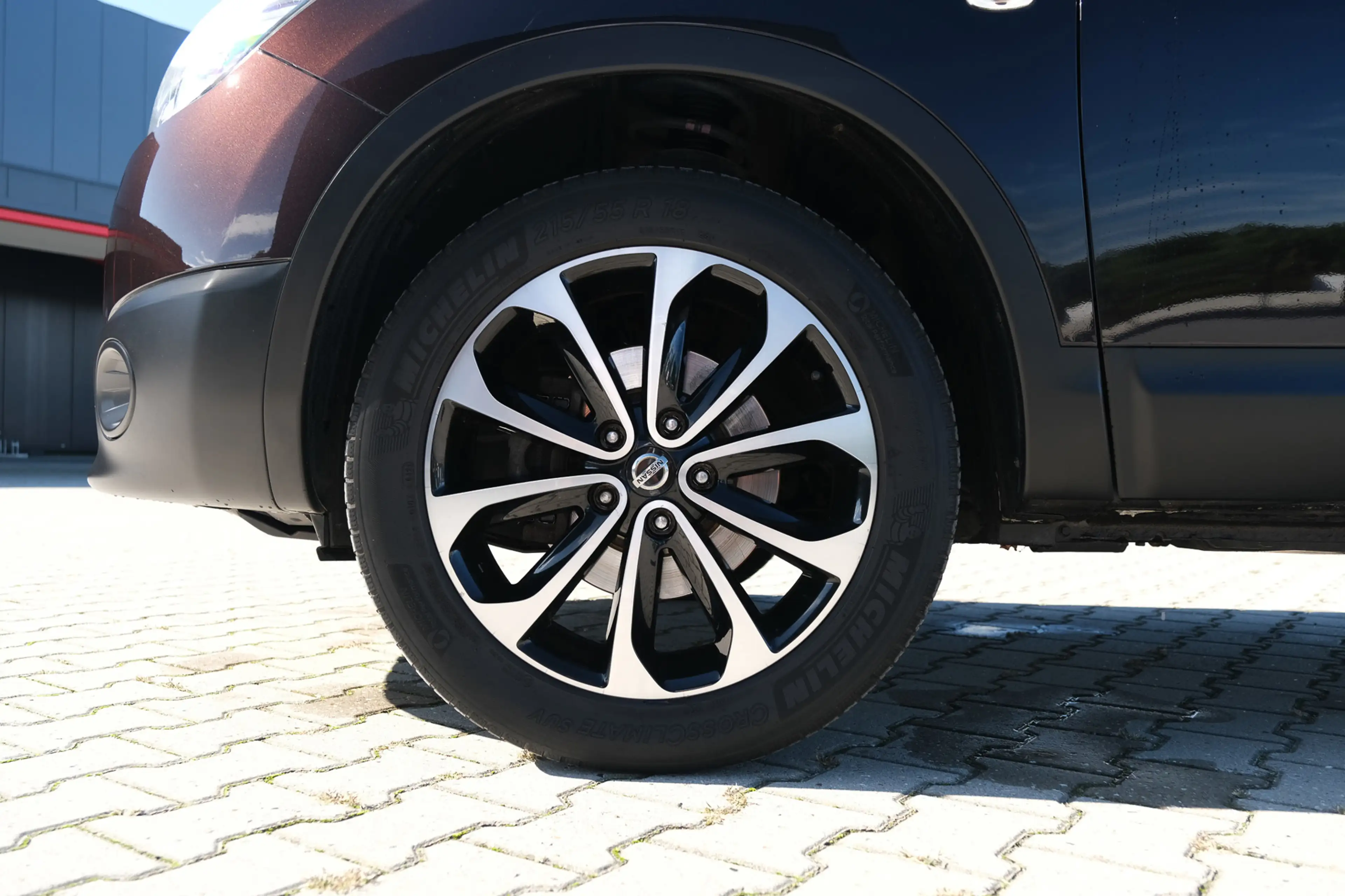 Nissan Qashqai+2 2.0 Tekna — photo 5