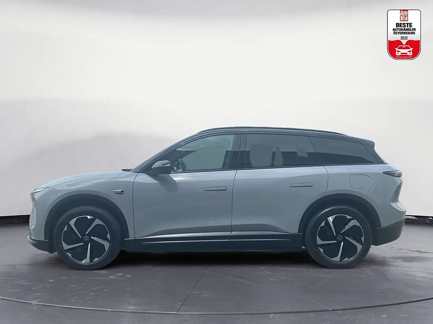 NIO EL6 Standard Range 75 kWh Grau - 2