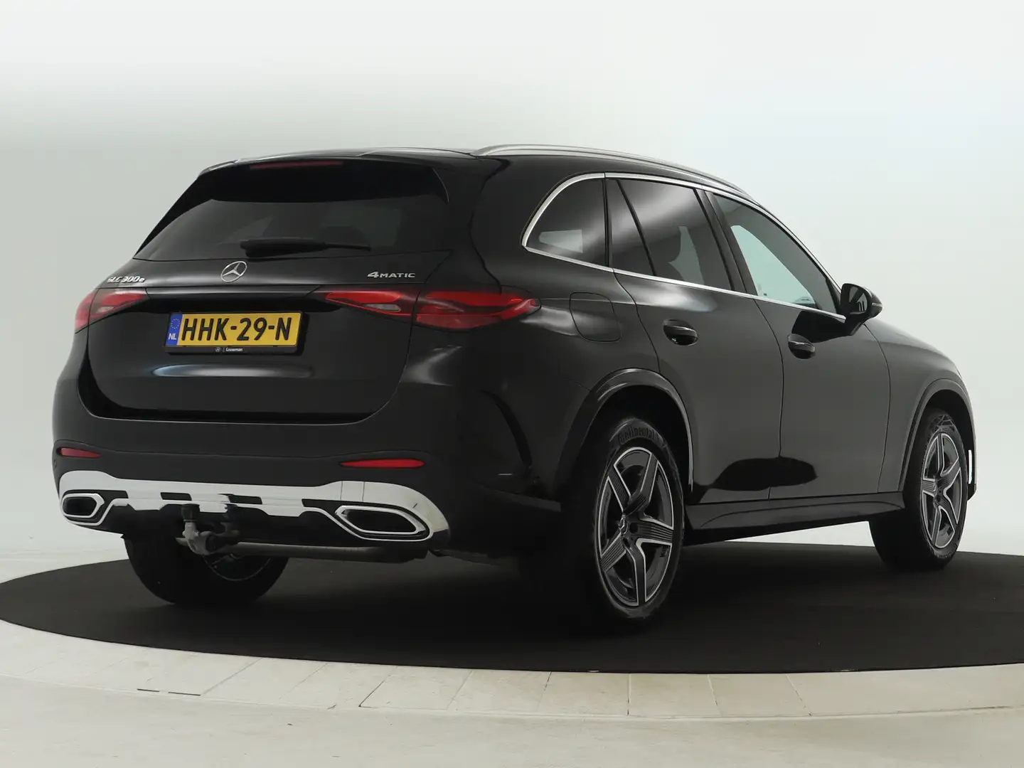 Mercedes-Benz GLC 300 e 4M AMG Plug-In Hybride | Trekhaak | Alarm | Rija Zwart - 2