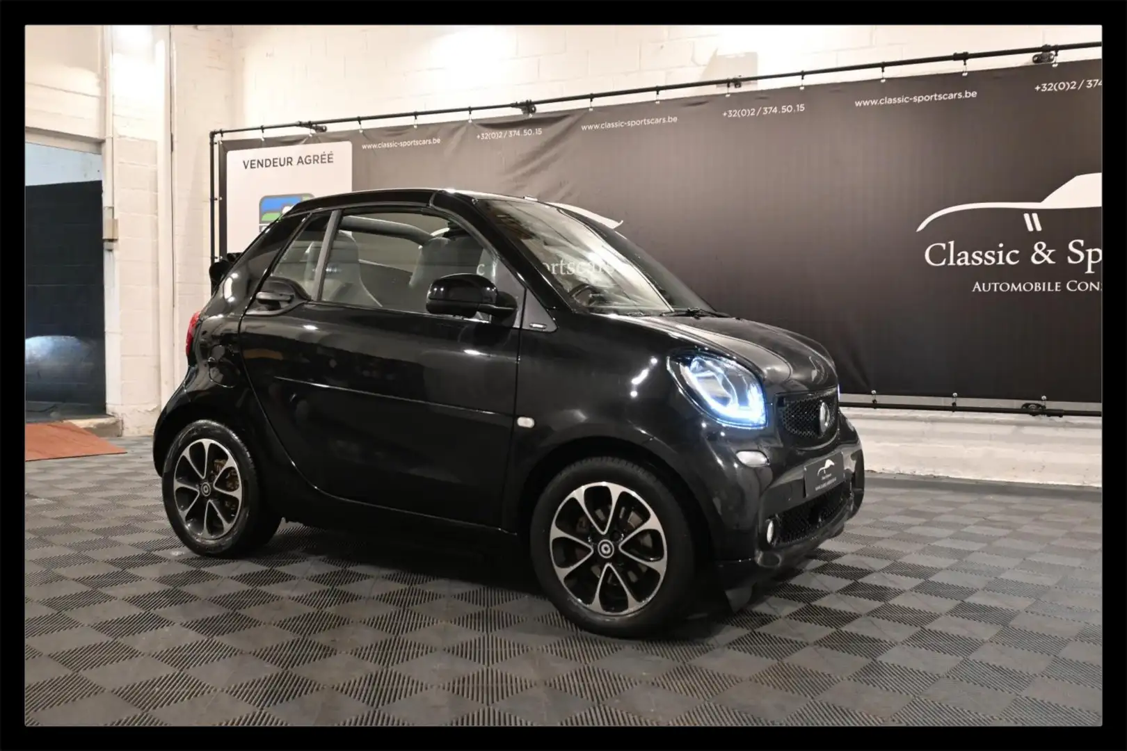 smart forTwo Fortwo CABRIOLET EQ 17.6 kWh / CUIR / GPS NAVI Noir - 1