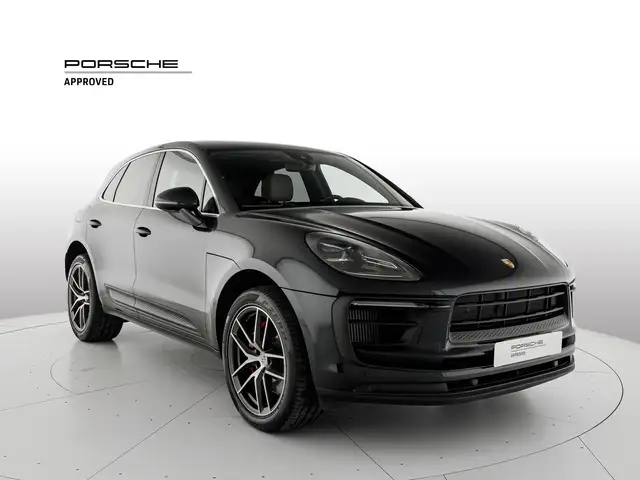 Porsche Macan view 7