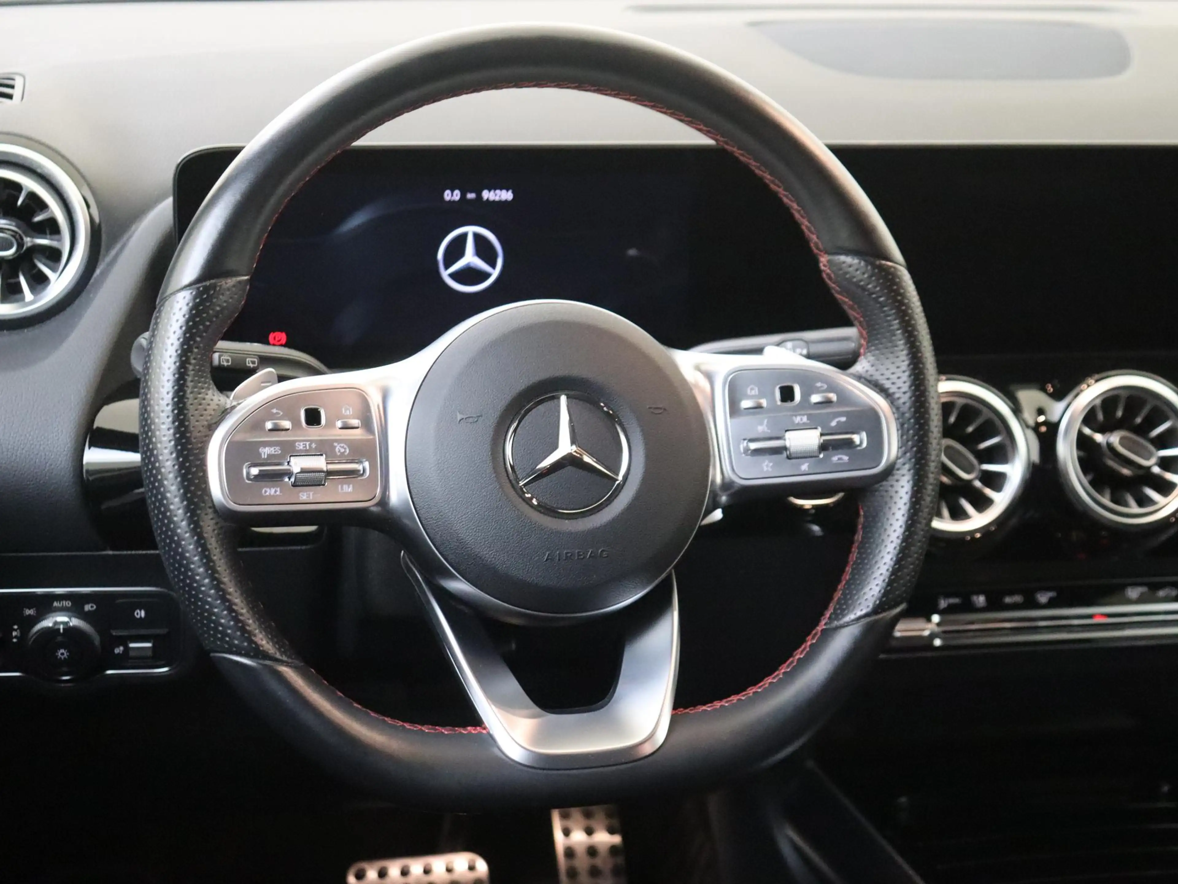 Mercedes-Benz B 180 Business Solution AMG Parkeercamera / Nightpakket — photo 10