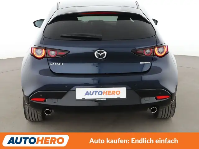 Mazda Mazda3 view 5