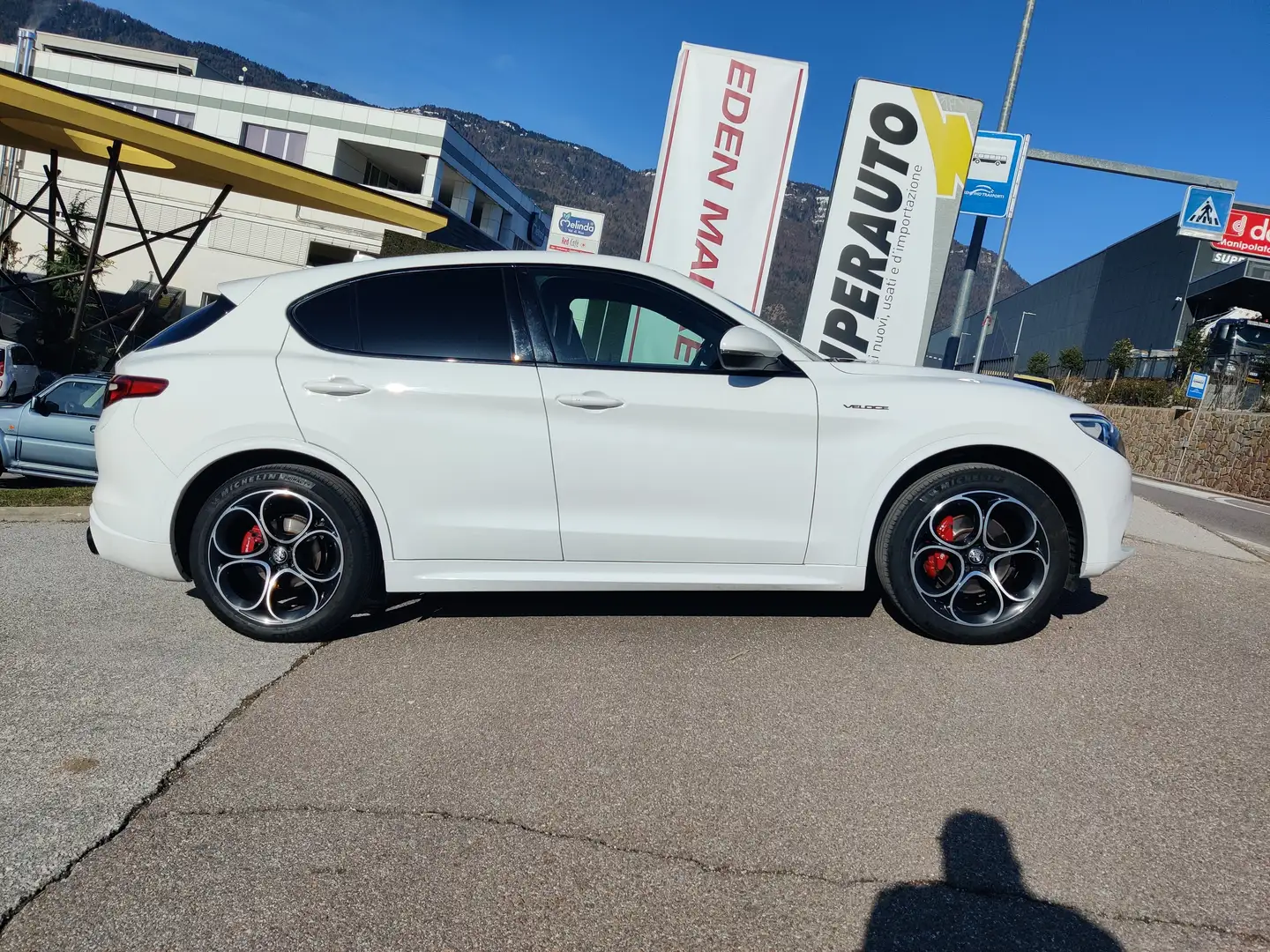 Alfa Romeo Stelvio 2.2 t Veloce Q4 210cv auto Blanc - 1