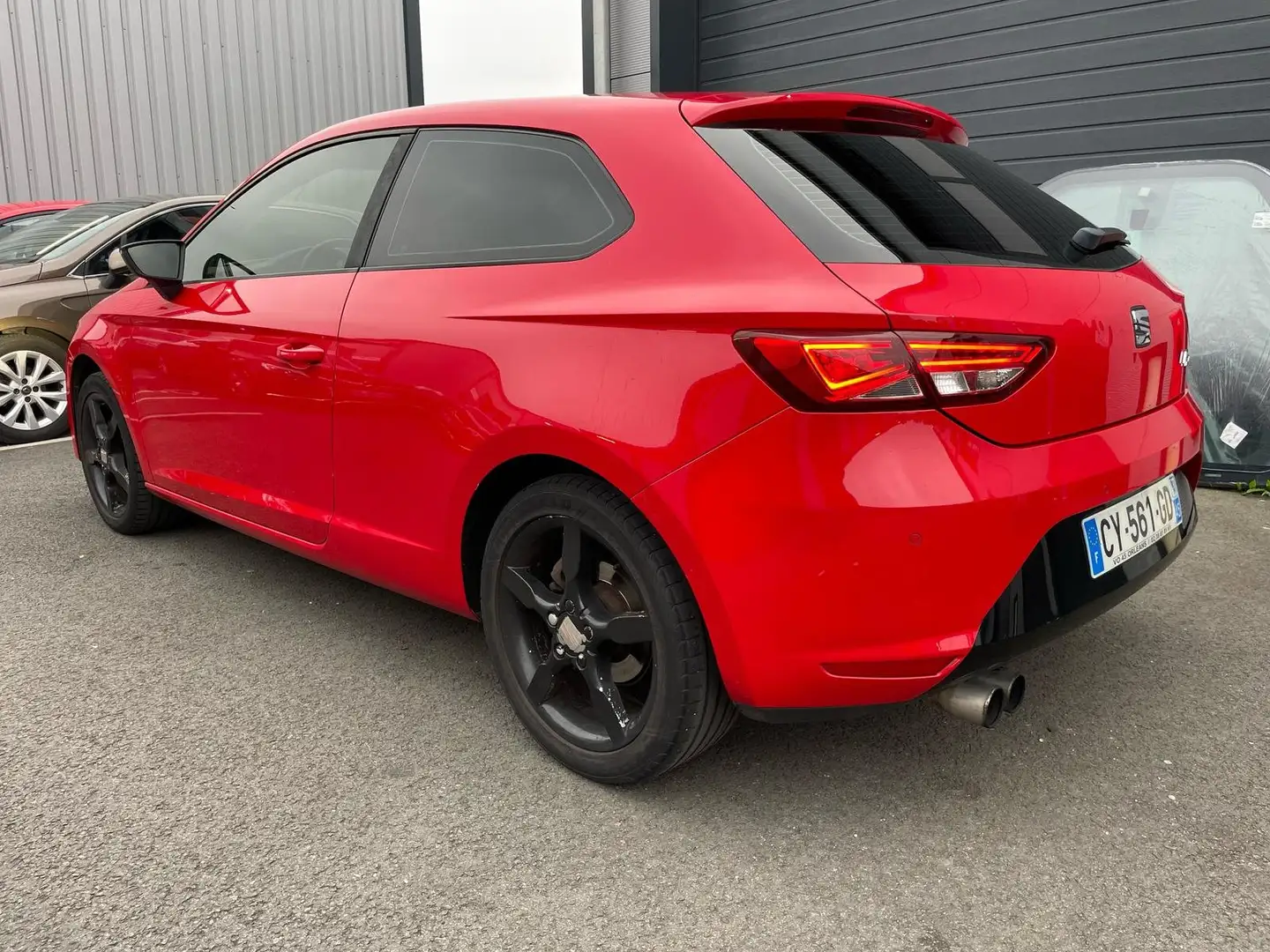 SEAT Leon Leon SC 1.2 TSI 105 Start/Stop Style DSG7 Rouge - 2