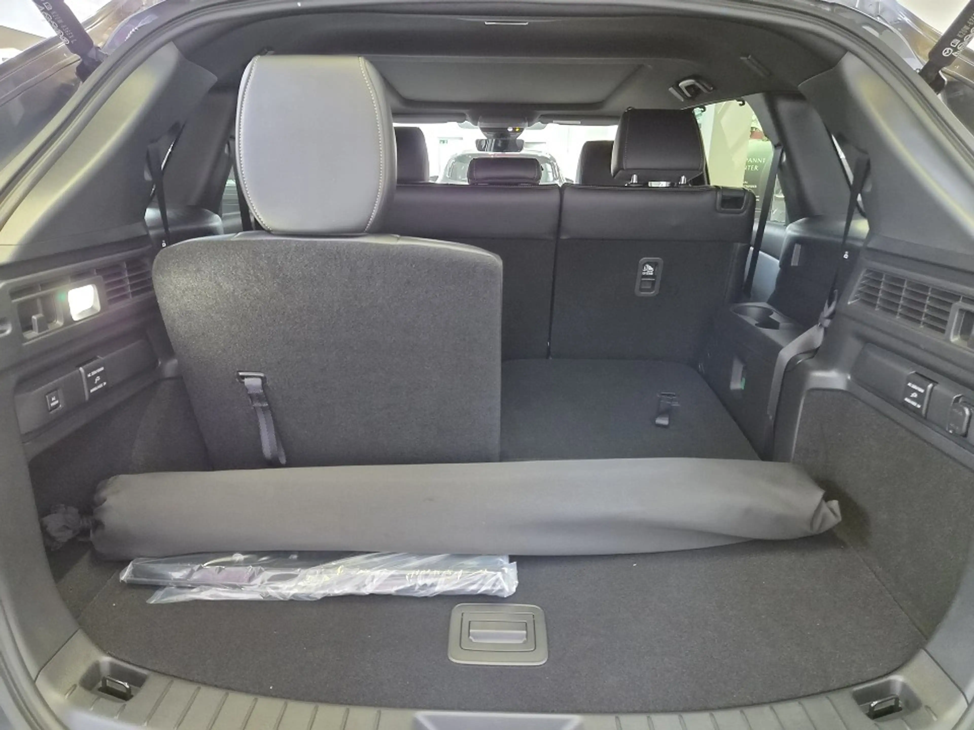 Mazda CX-80 2.5L e-SKY PHEV Homura Plus *0,5% Versteuerung* — photo 15