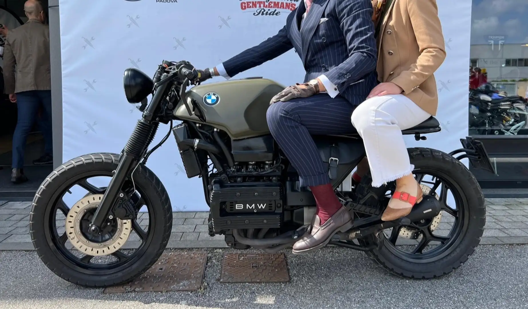 BMW K 75 RT Verde - 1