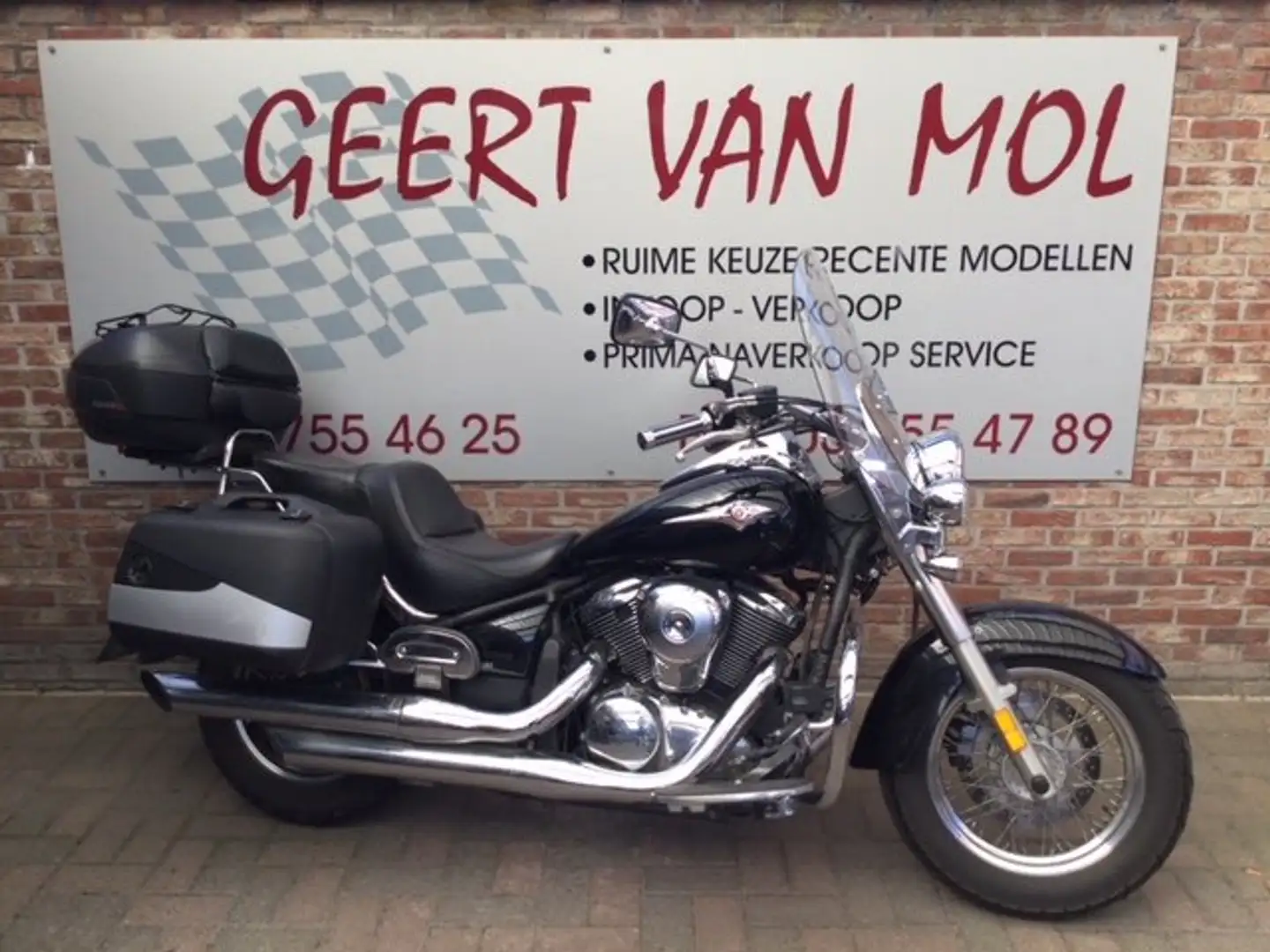 Kawasaki VN 900 classis Negru - 1