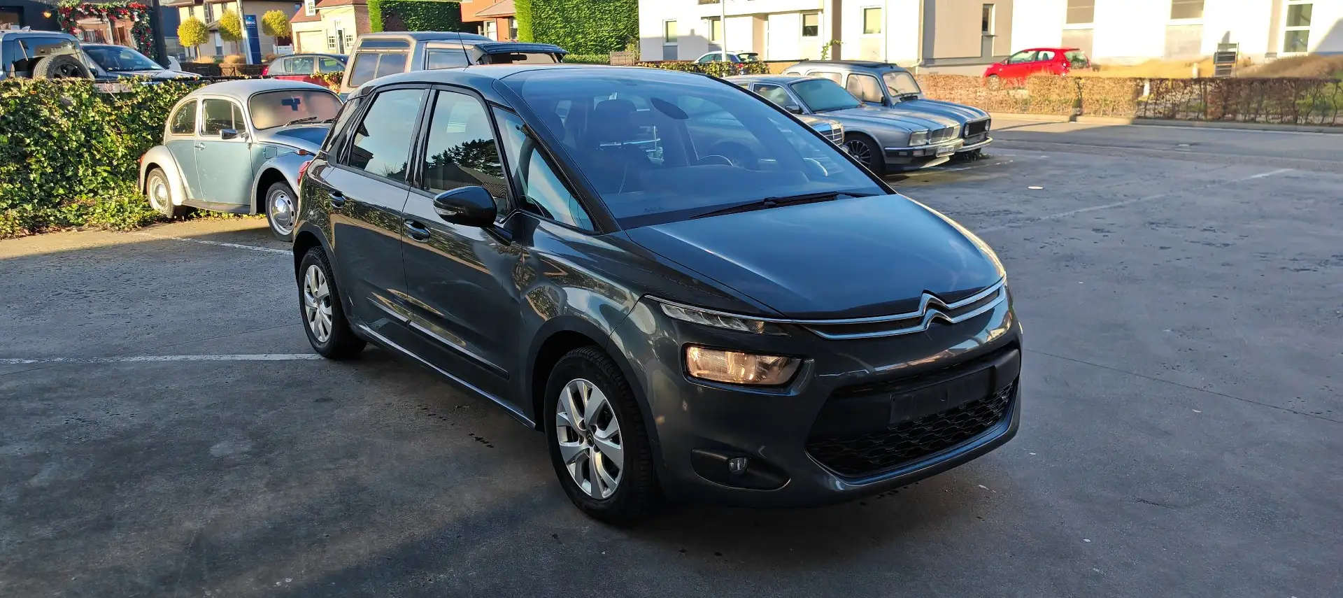 Citroen C4 Picasso e-HDi 115 Attraction Grijs - 2