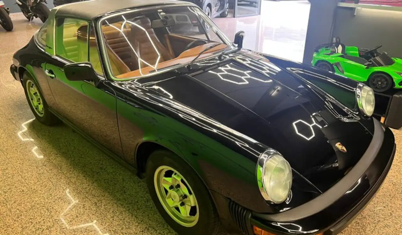 Porsche 911 TARGA 2.7, foto 2