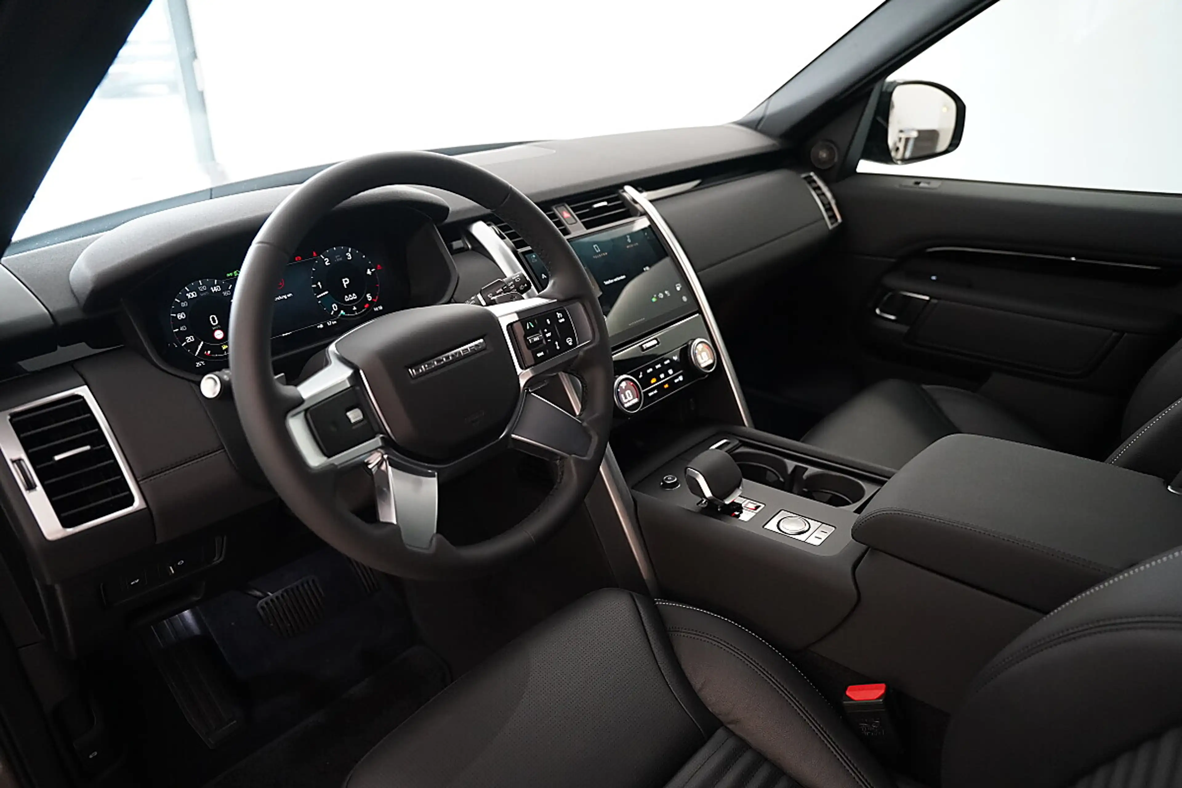 Land Rover Discovery S D250 — photo 14