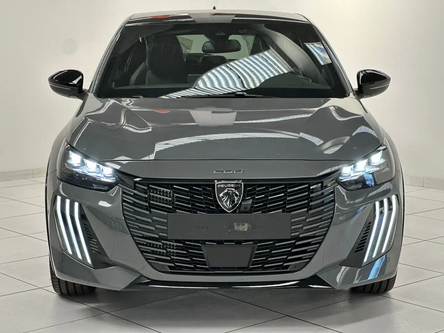 Peugeot 208 Hybrid 110 e-DCS6 GT Gris - 2
