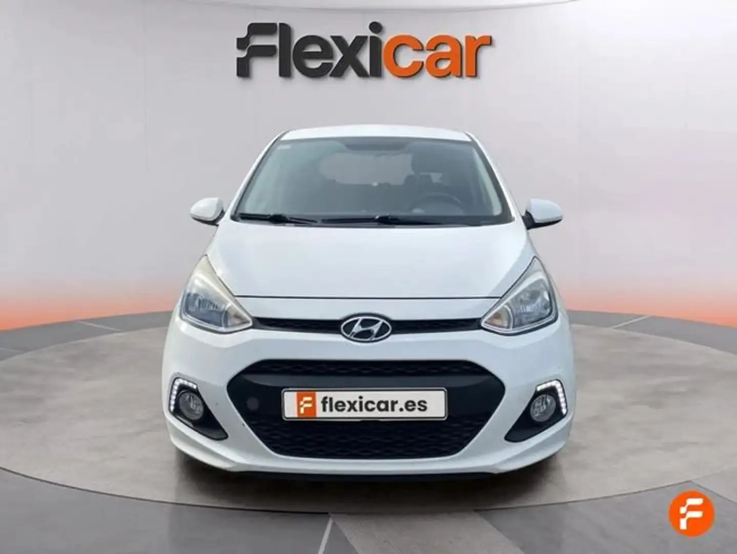 Hyundai i10 1.2 Go Plus Blanc - 2