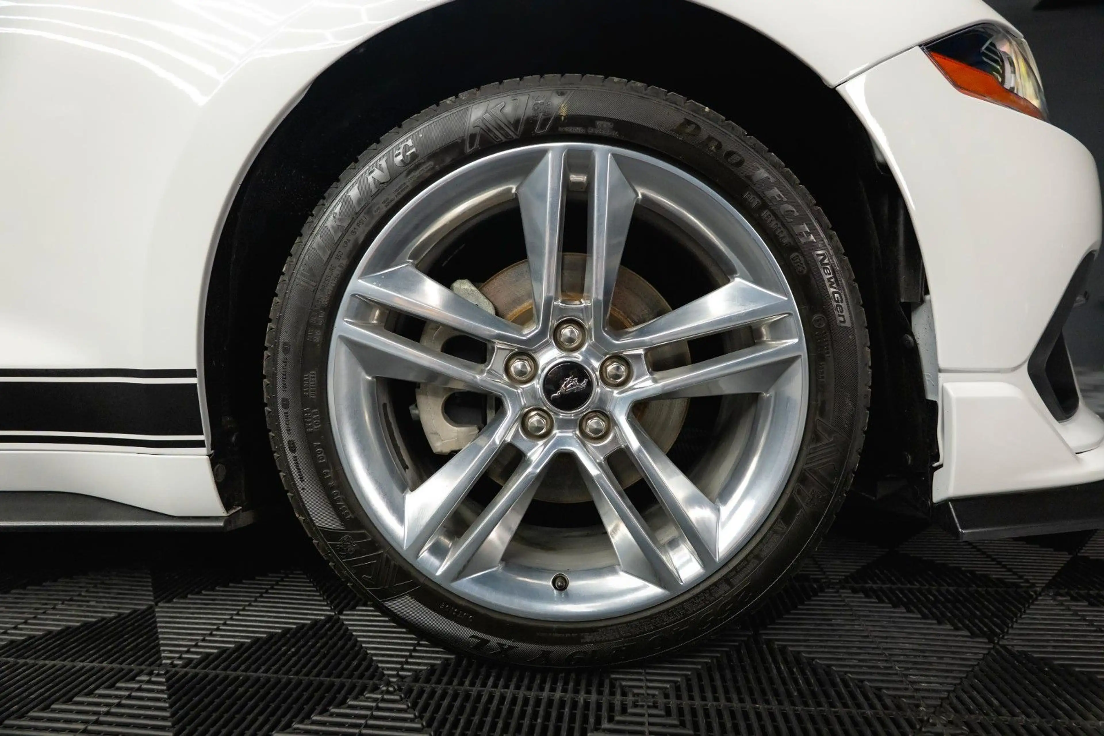 Ford Mustang Shelby GT 500 Coupe Performance PREMIUM — photo 11