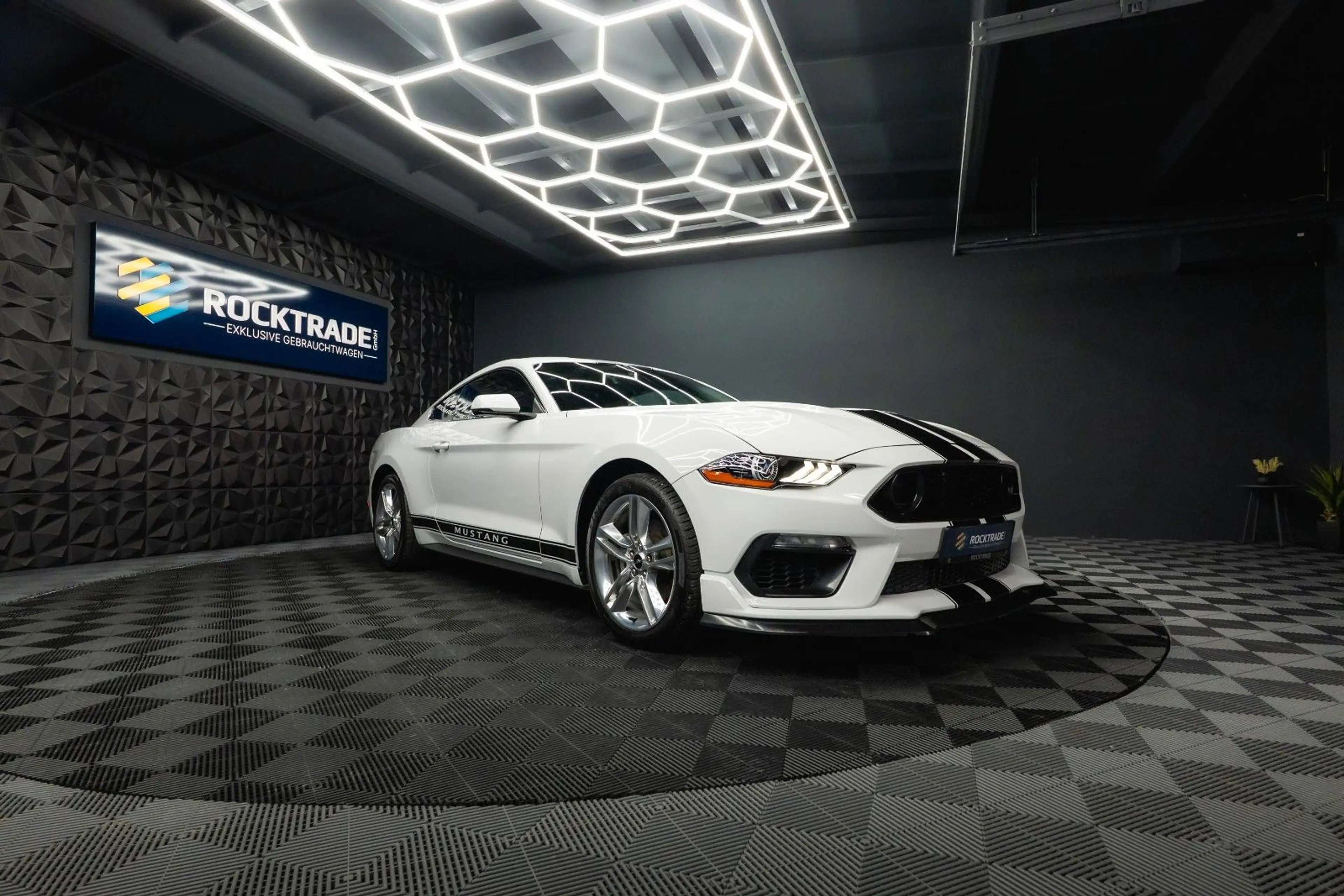 Ford Mustang Shelby GT 500 Coupe Performance PREMIUM — photo 6