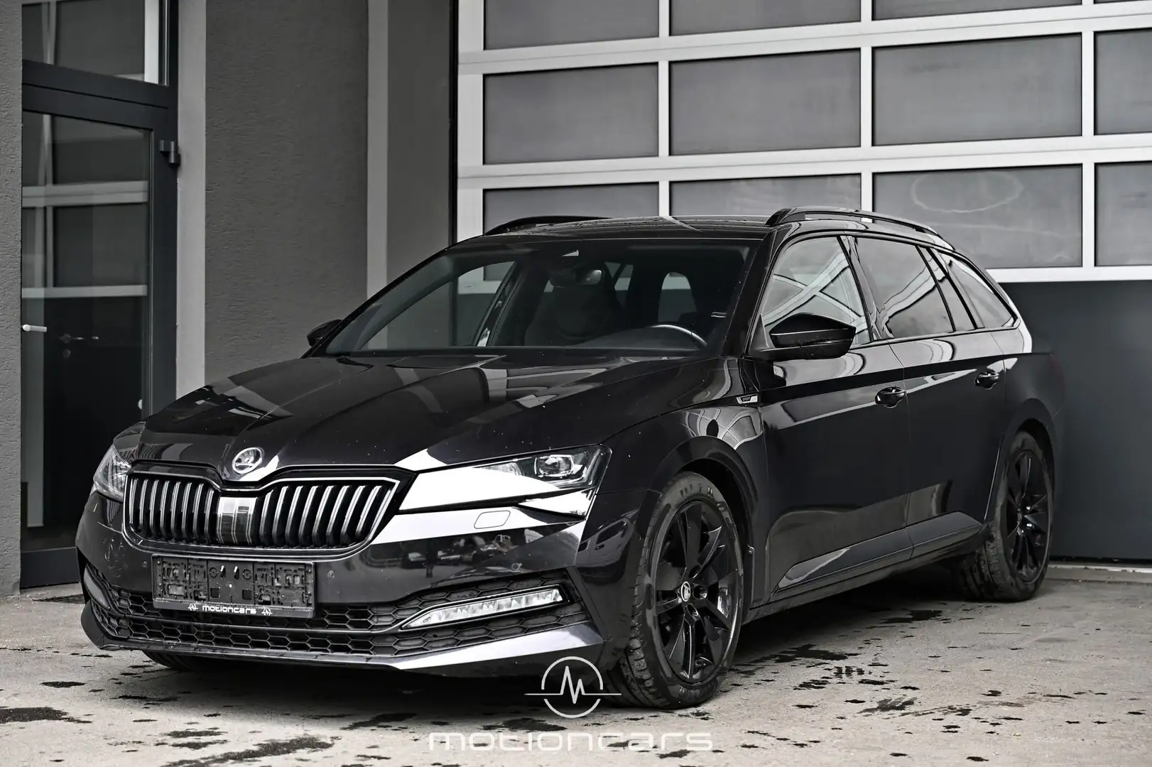 Skoda Superb Skoda Superb 2.0 TDI SportLine DSG Pickerl NEU Schwarz - 1