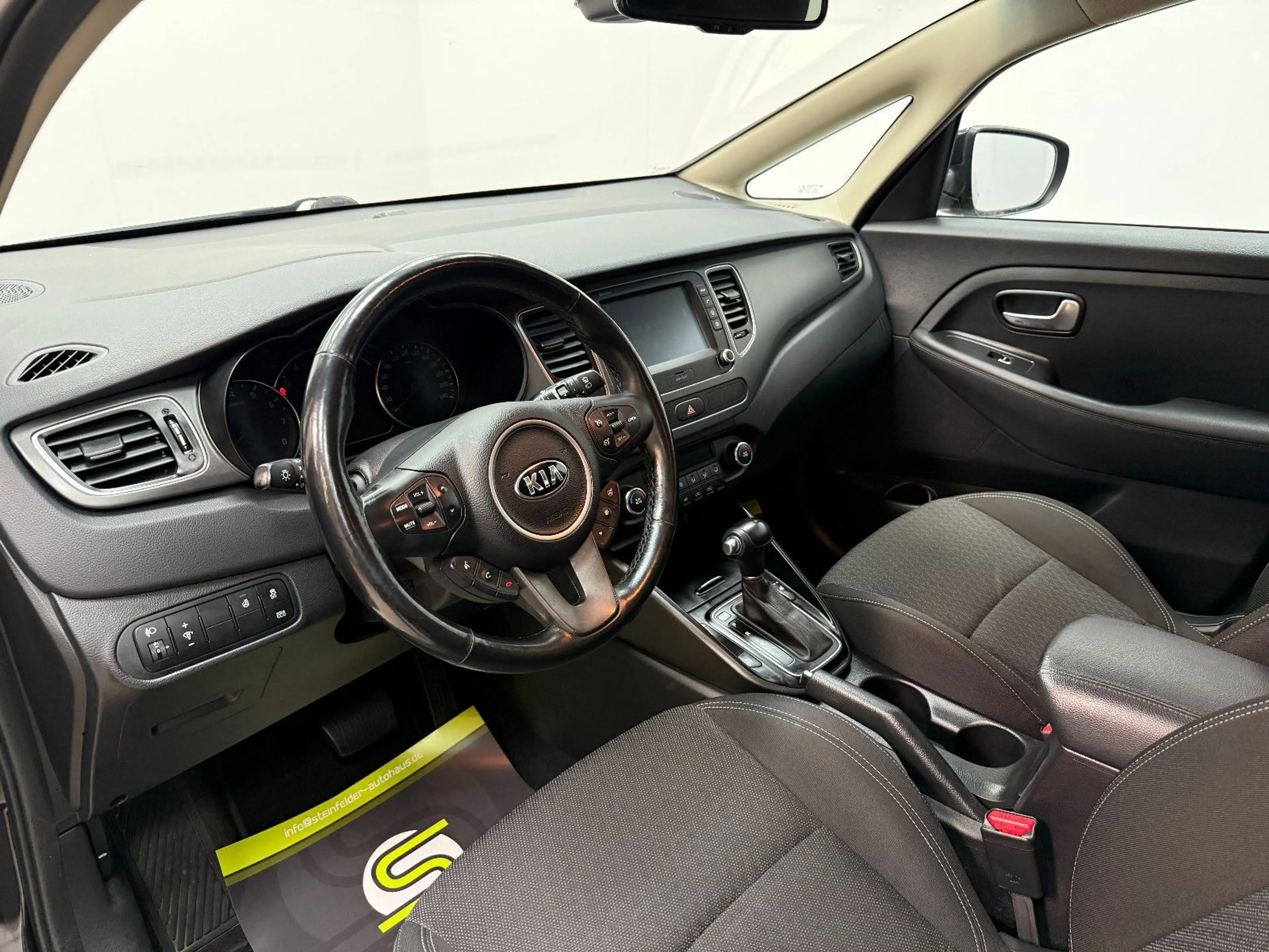 Kia Carens Vision/Automatik/R-Kamera/Temp/Navi/ — photo 9