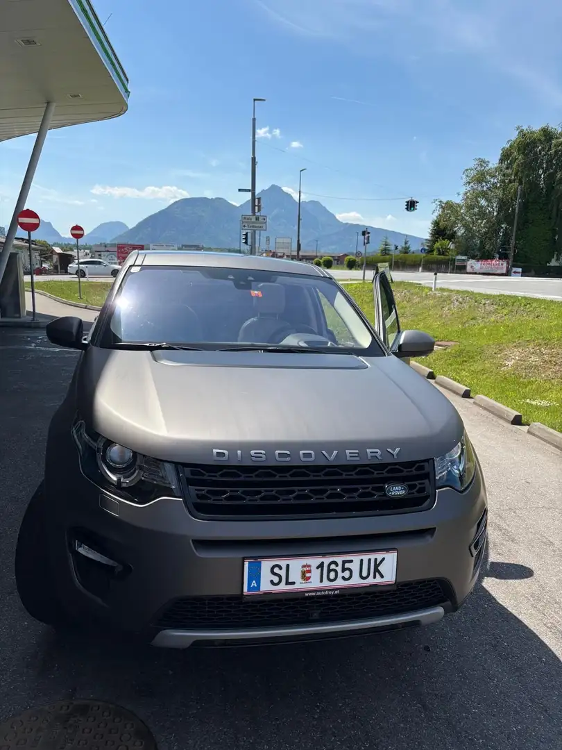 Land Rover Discovery Sport 2,0 SD4 4WD HSE Aut. Grau - 1