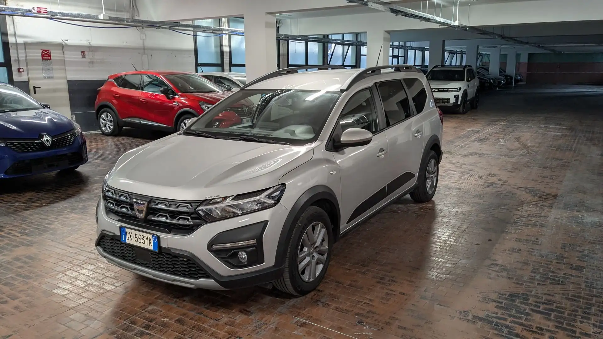 Dacia Jogger Jogger 1.0 TCe GPL 100CV 7 posti Expression Argento - 1