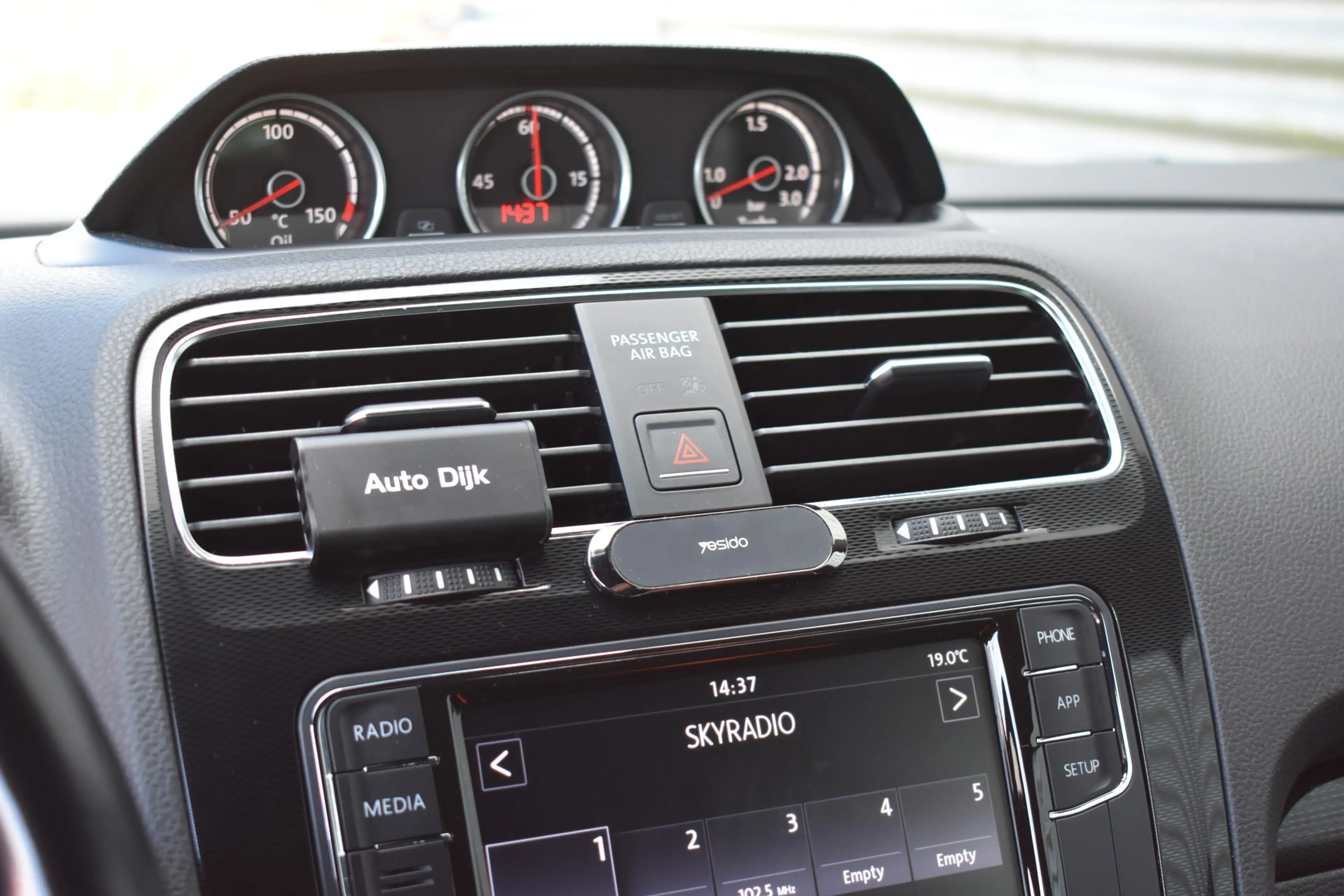 Volkswagen Scirocco 2.0 TSI Facelift LED/Bi-Xenon | DSG | Carplay | Ca — photo 23