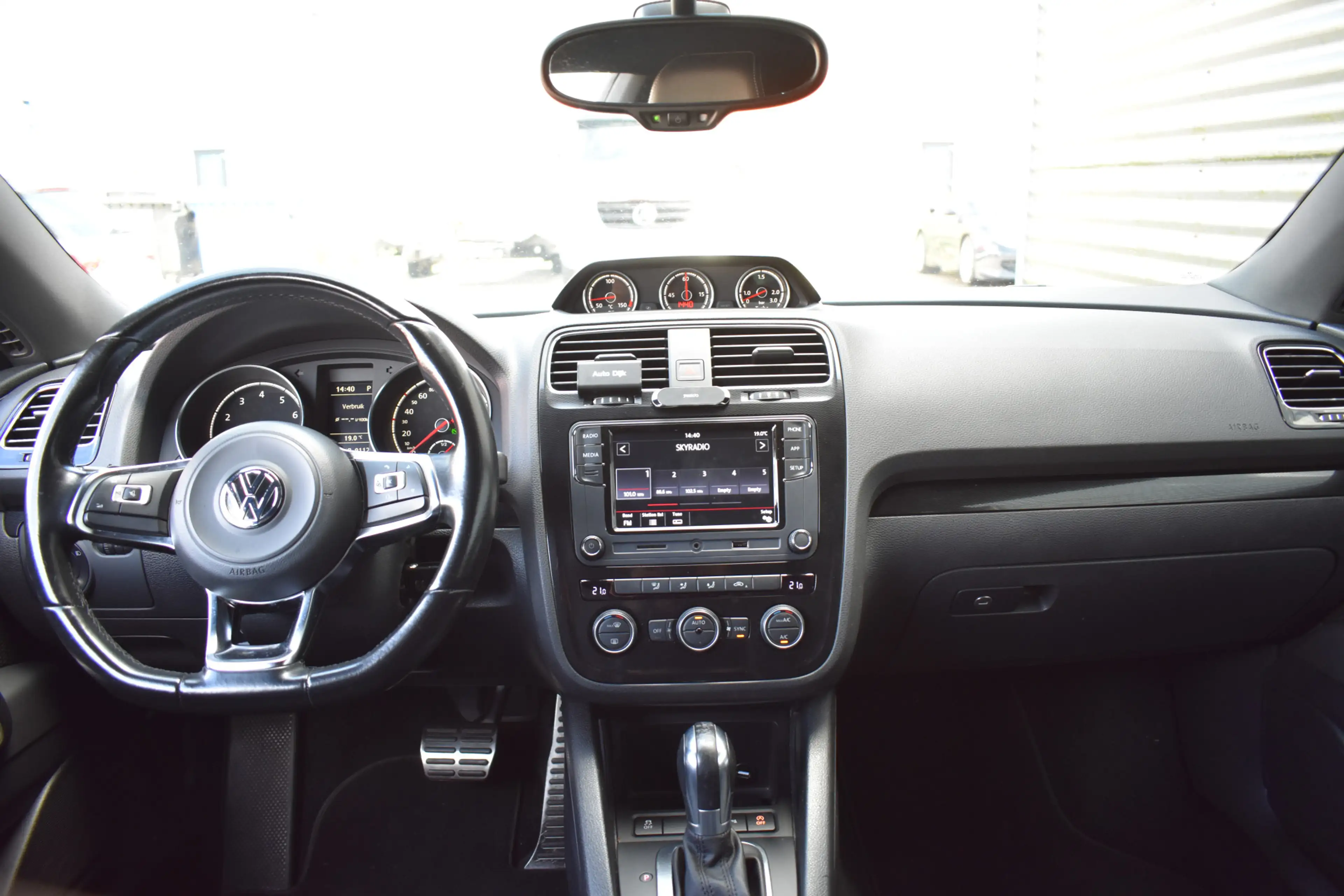 Volkswagen Scirocco 2.0 TSI Facelift LED/Bi-Xenon | DSG | Carplay | Ca — photo 32