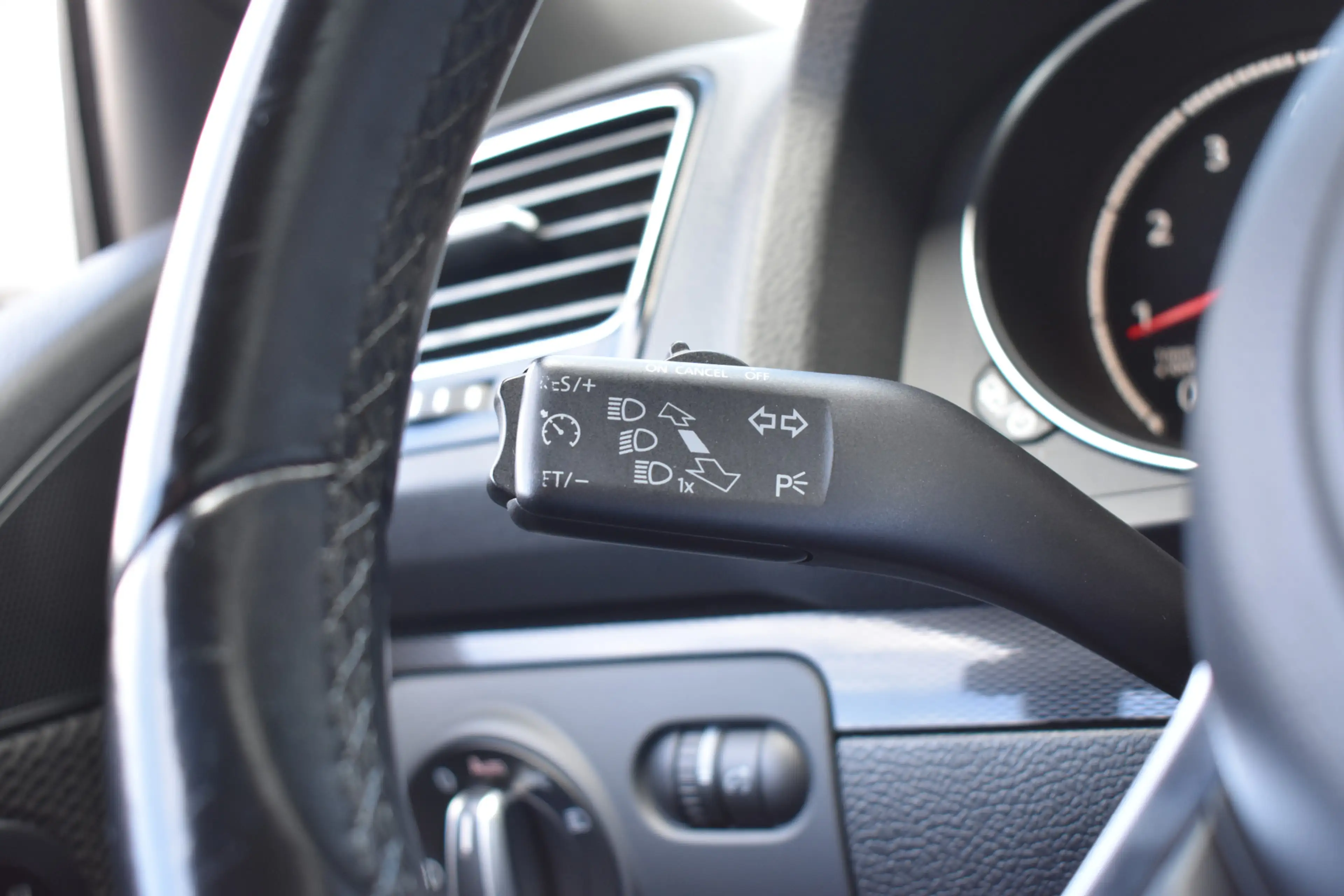 Volkswagen Scirocco 2.0 TSI Facelift LED/Bi-Xenon | DSG | Carplay | Ca — photo 24