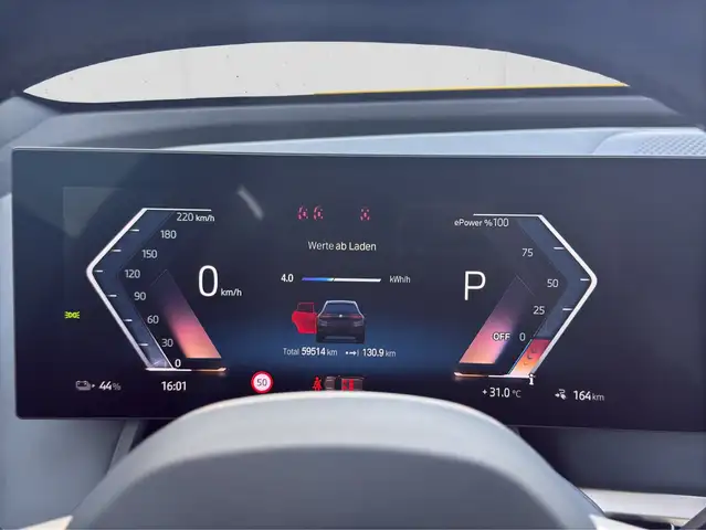 BMW Ix view 11