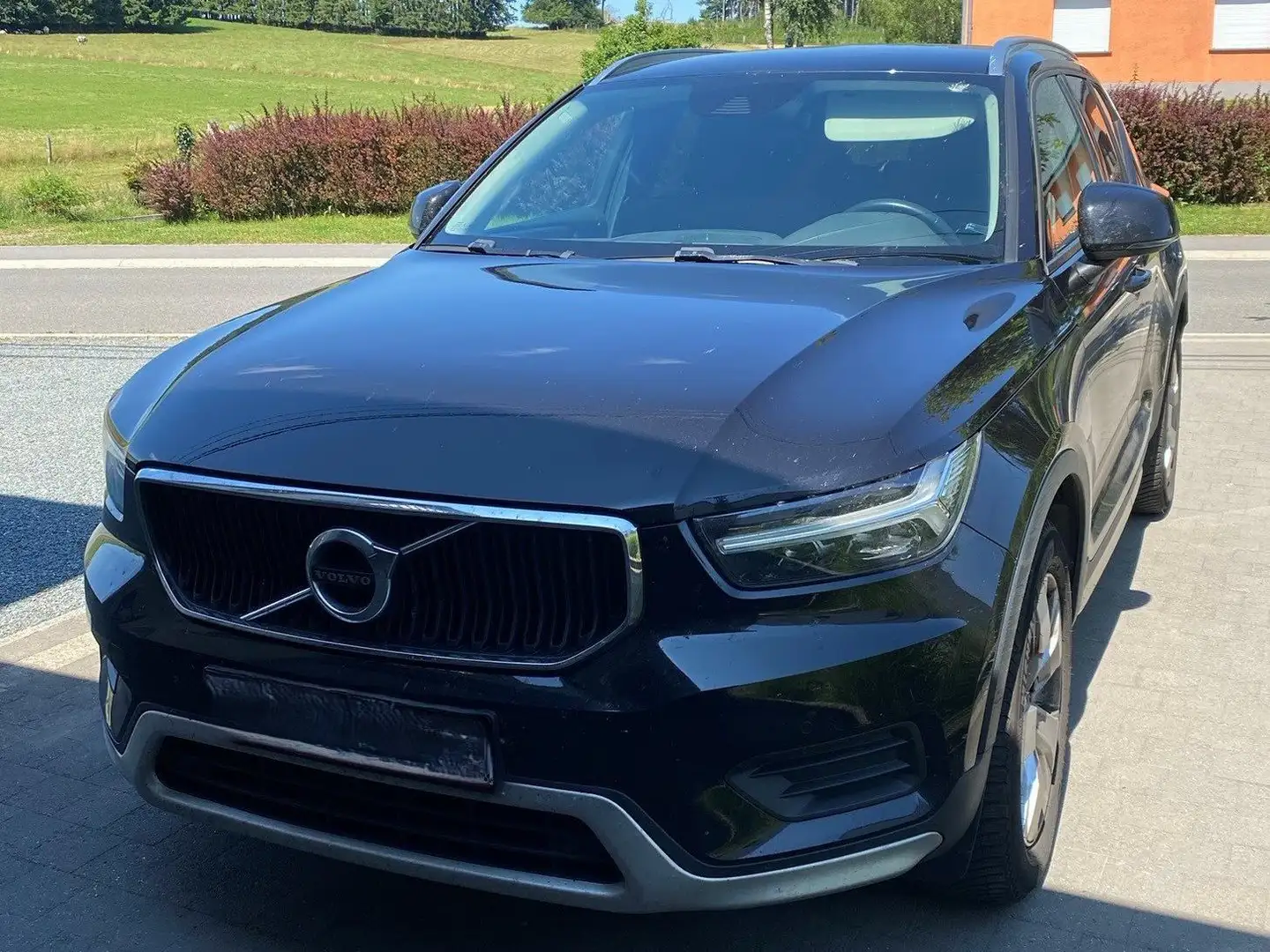 Volvo XC40 XC40 1.5 T3 Momentum Zwart - 1