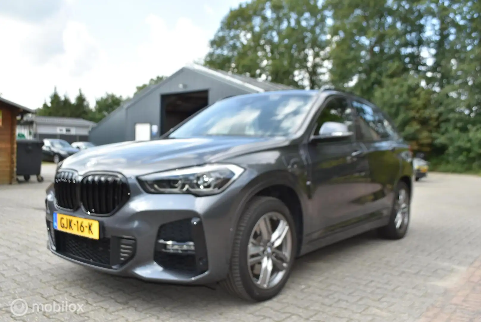 BMW X1 xDrive25e M Sport High Executive Aut Gris - 2