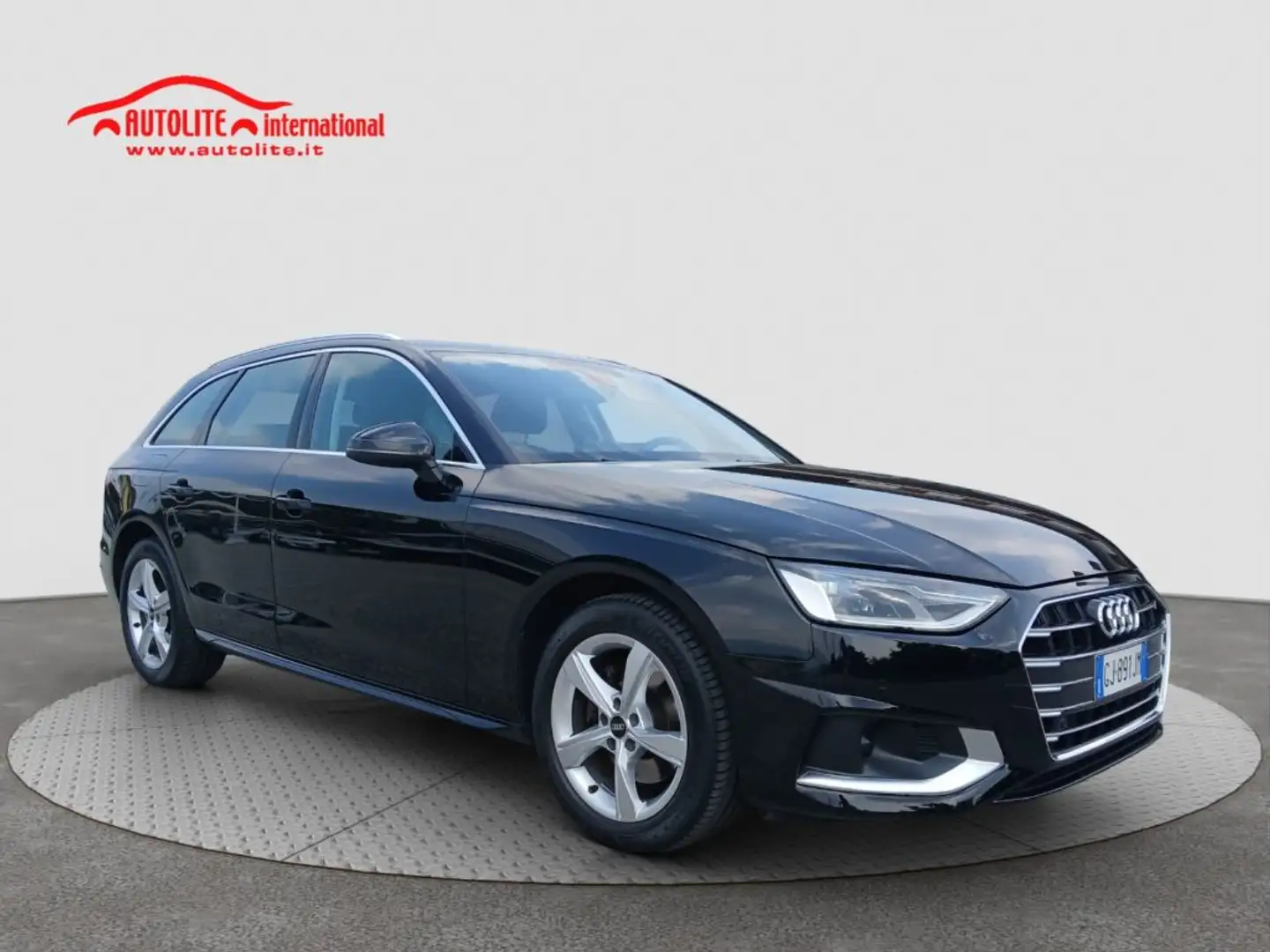 Audi A4 Avant 35 TDI/163 CV S tronic Business Advanced Noir - 2