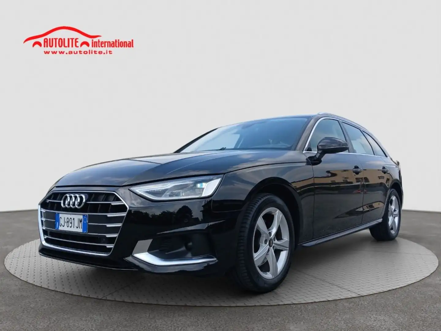 Audi A4 Avant 35 TDI/163 CV S tronic Business Advanced Noir - 1