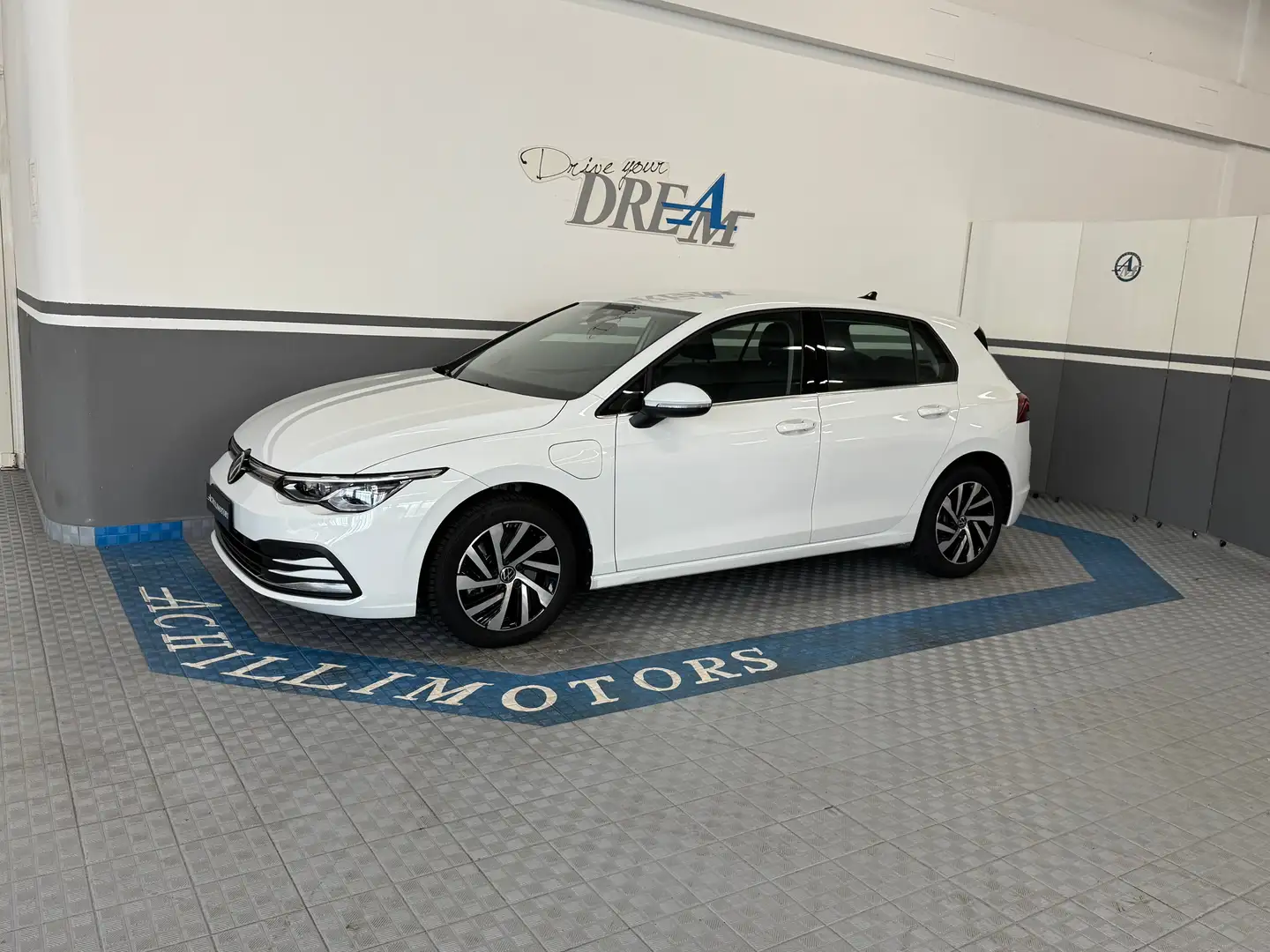 Volkswagen Golf Golf 1.4 tsi ehybrid Style 204cv dsg Plug-in 1prop - 1