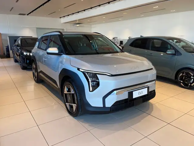 Kia EV3 Standard Range 58kWh 204cv EARTH - Promo K-Lease