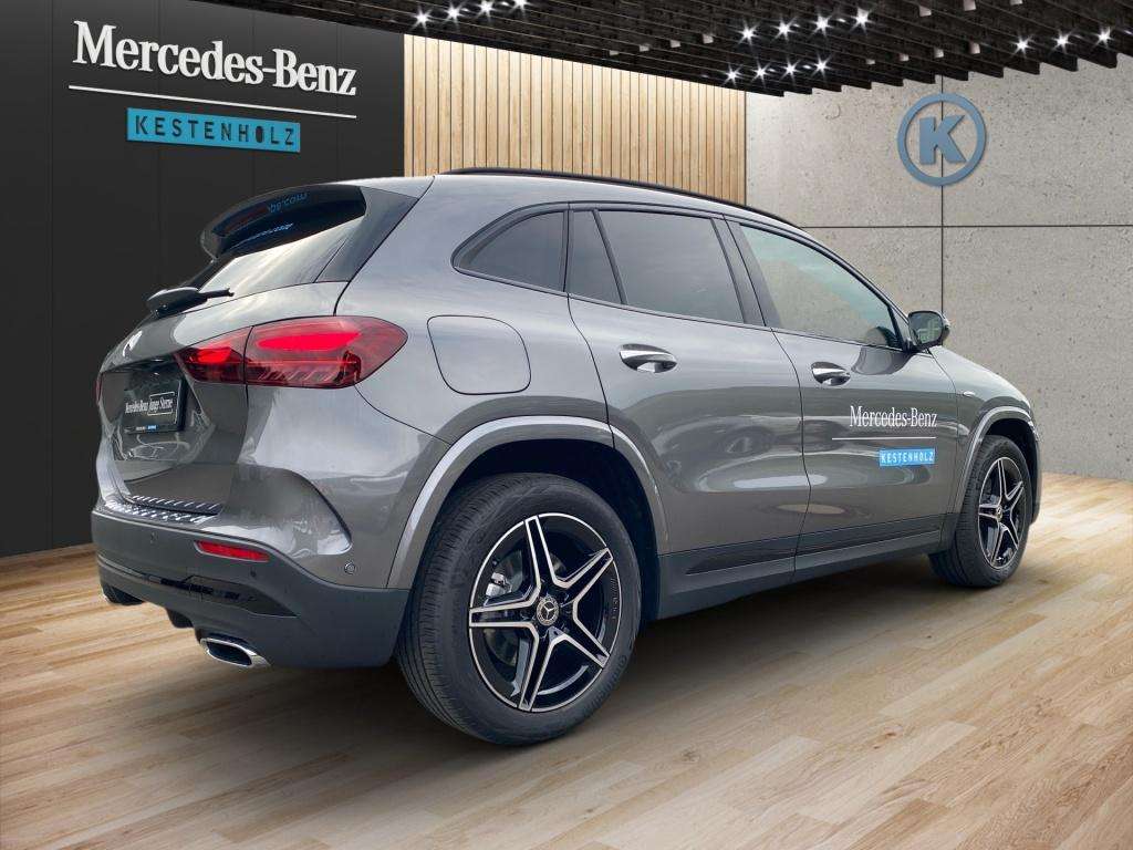 Mercedes-Benz GLA 250