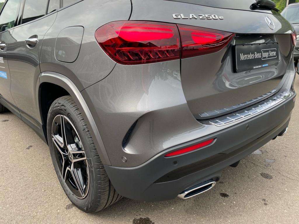 Mercedes-Benz GLA 250