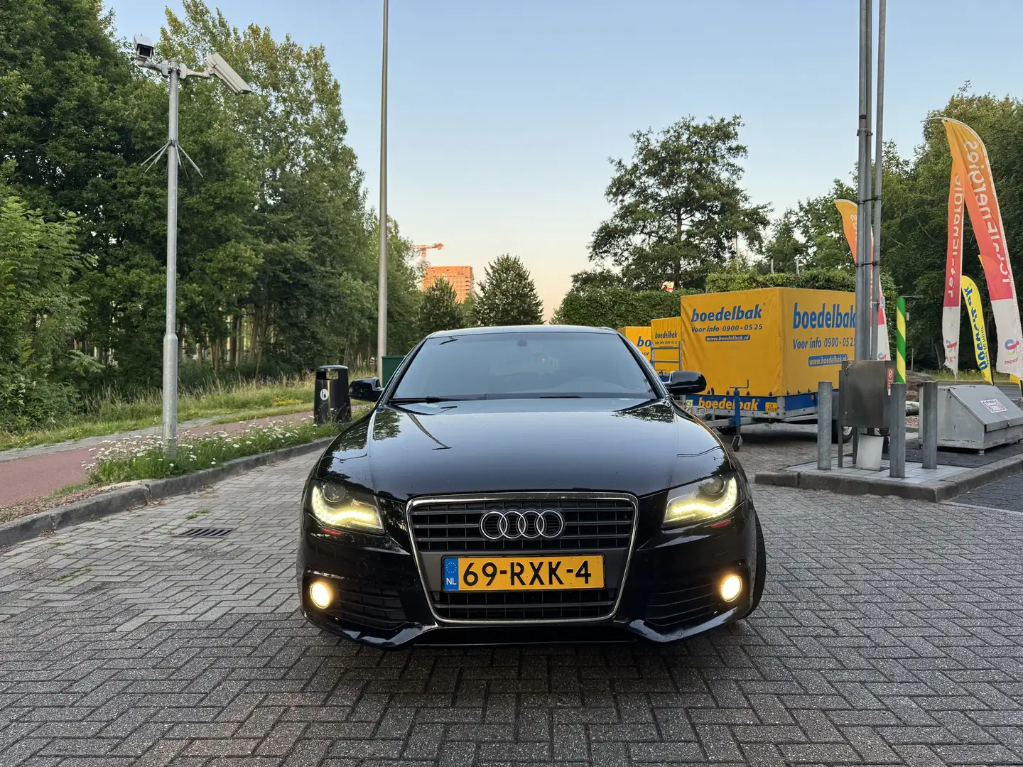 Audi A4 1.8 TFSI | Automaat | S line | Zwart | 2011 - 1