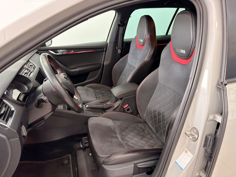 Skoda Octavia Combi RS 2.0TSI 230PS/AHK/Canton — photo 14