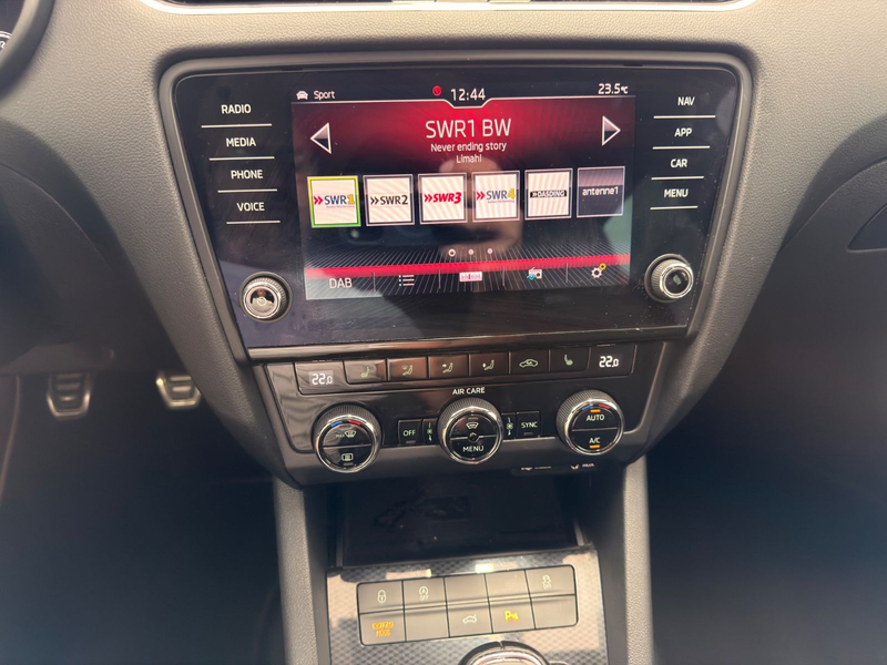 Skoda Octavia Combi RS 2.0TSI 230PS/AHK/Canton — photo 12