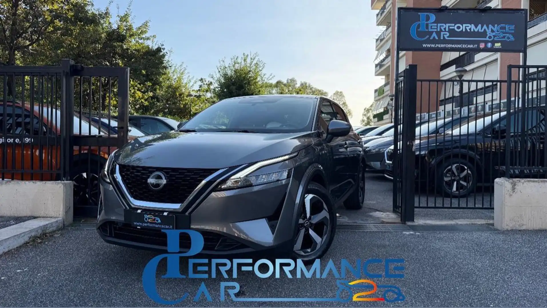 Nissan Qashqai 1.3MHEV 158CV X-TRONIC N-CONNECTA*24M.G.*CAM.360* Gris - 1