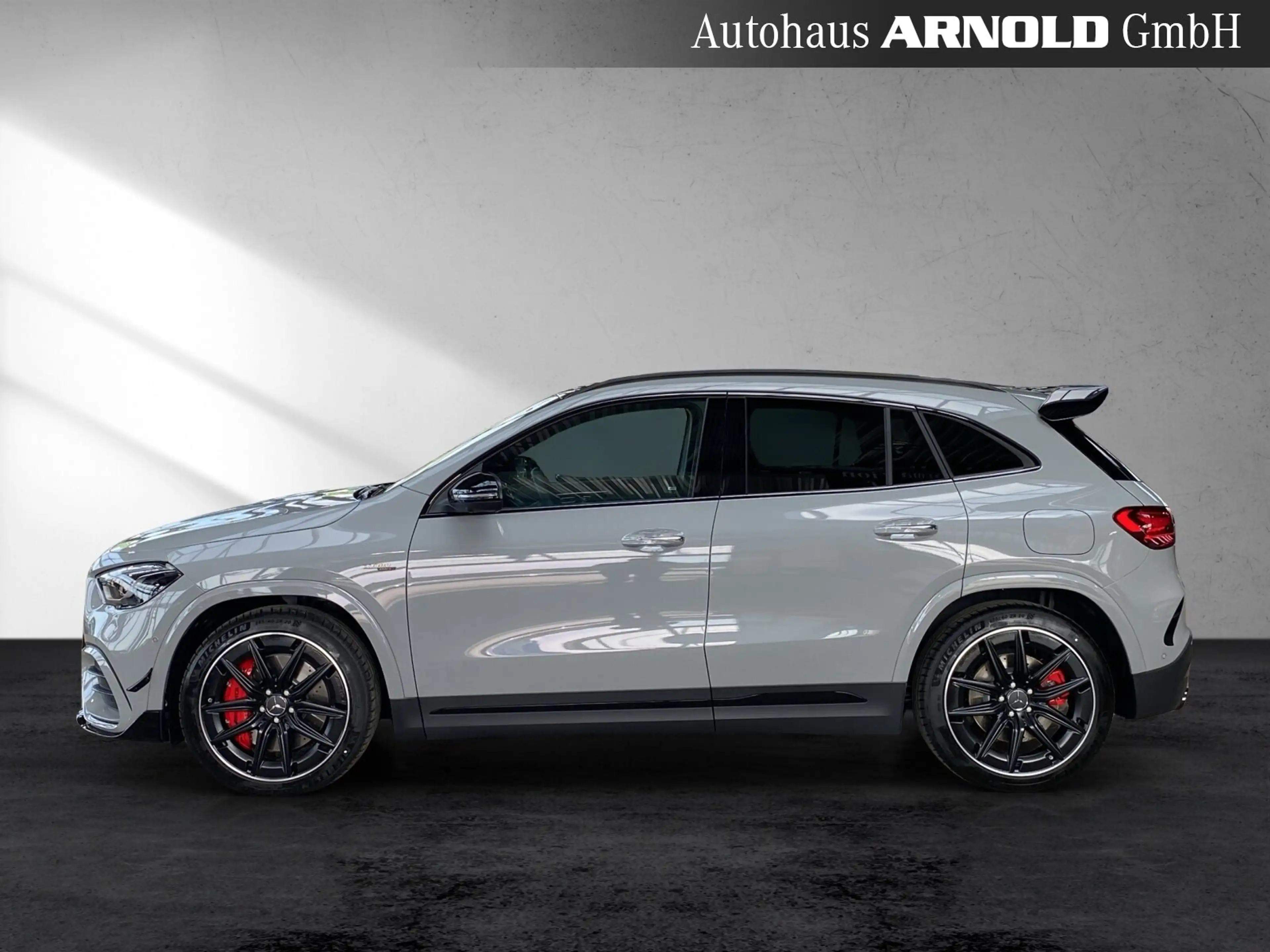 Mercedes-Benz GLA 45 AMG Mercedes-AMG GLA 45 S 4M+ Pano HUD 360 Perf-Sitz — photo 3