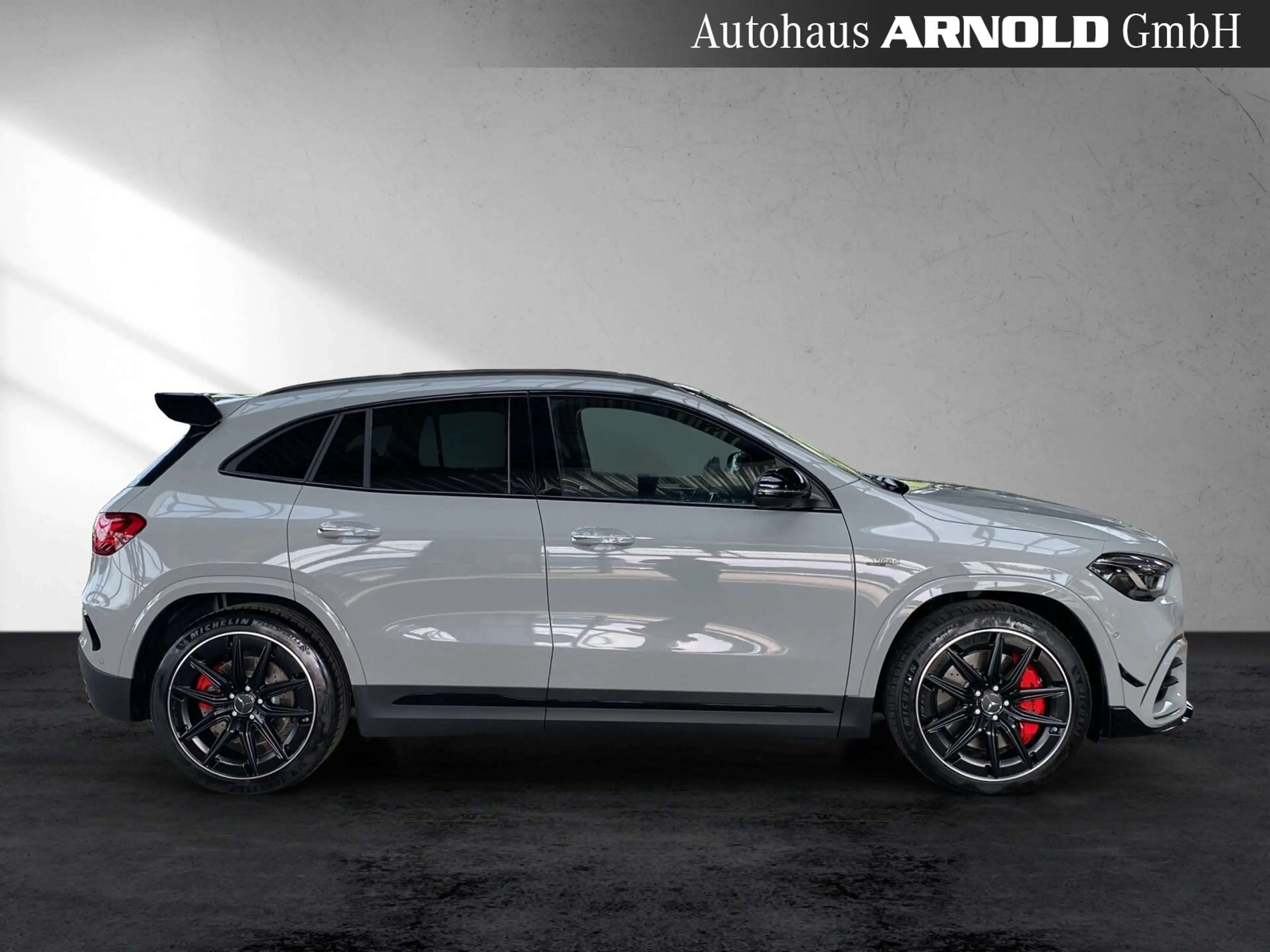 Mercedes-Benz GLA 45 AMG Mercedes-AMG GLA 45 S 4M+ Pano HUD 360 Perf-Sitz — photo 6