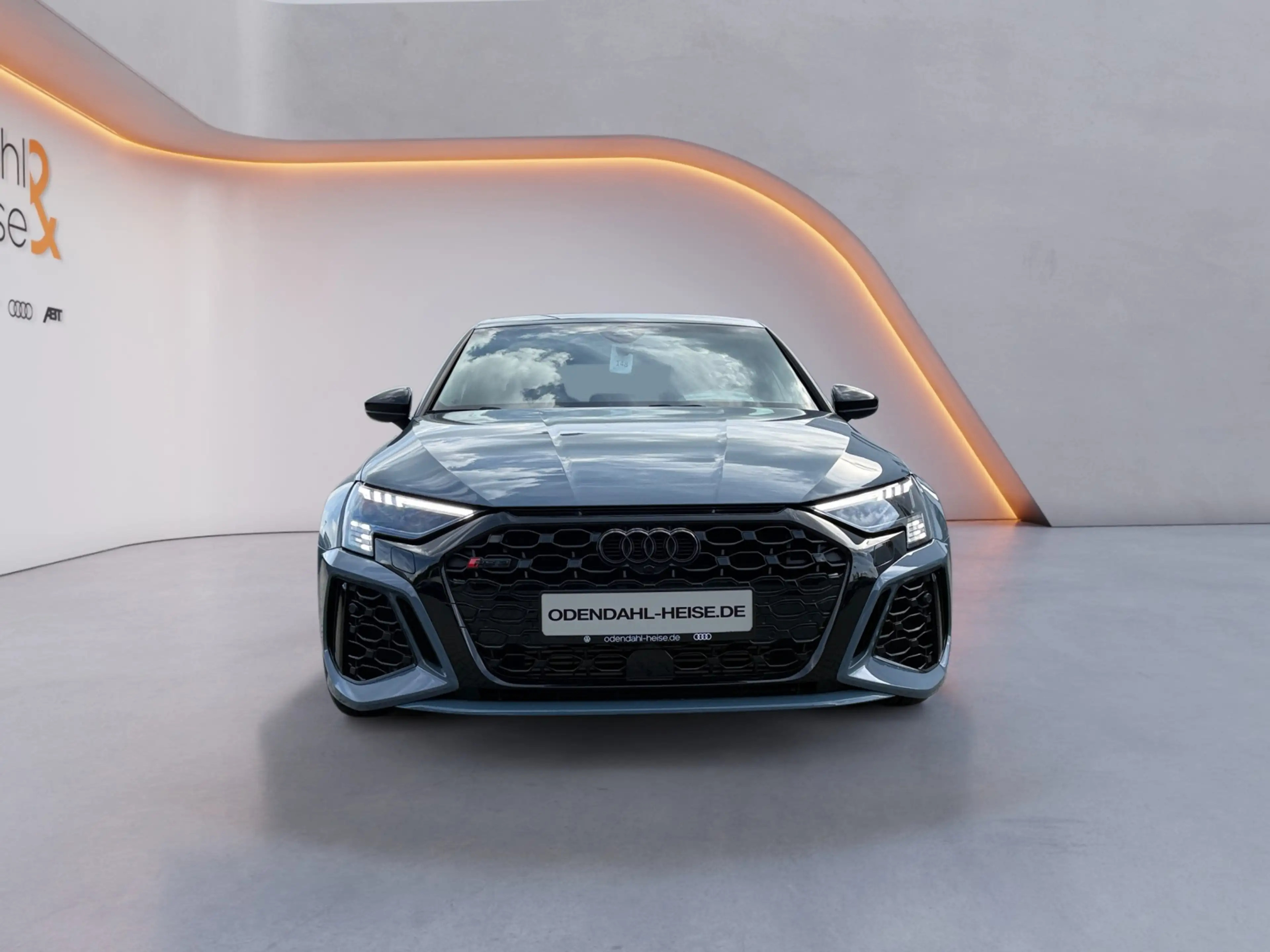 Audi RS3 Sportback 2.5 TFSI quattro Navi Leder — photo 8