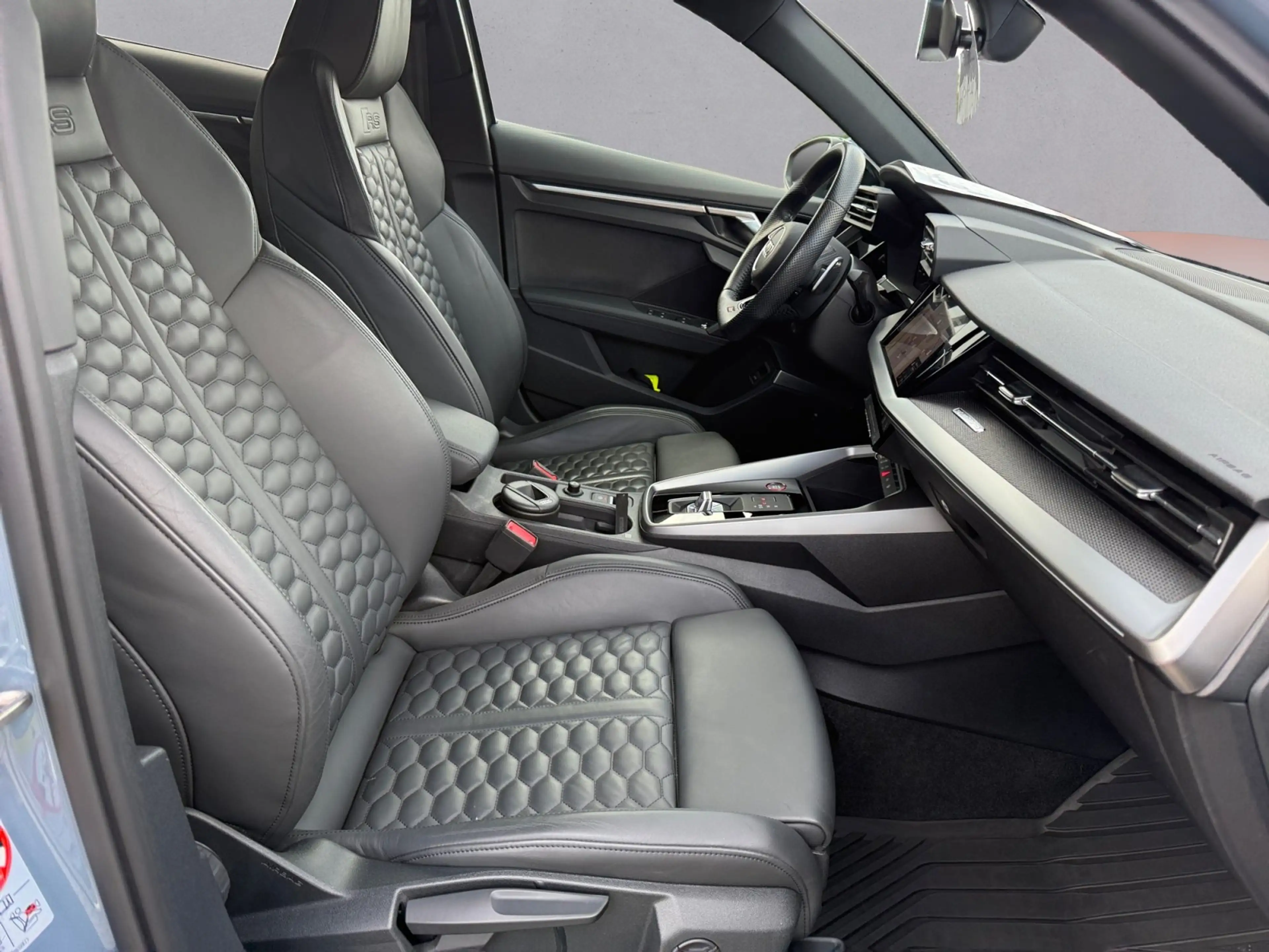 Audi RS3 Sportback 2.5 TFSI quattro Navi Leder — photo 15