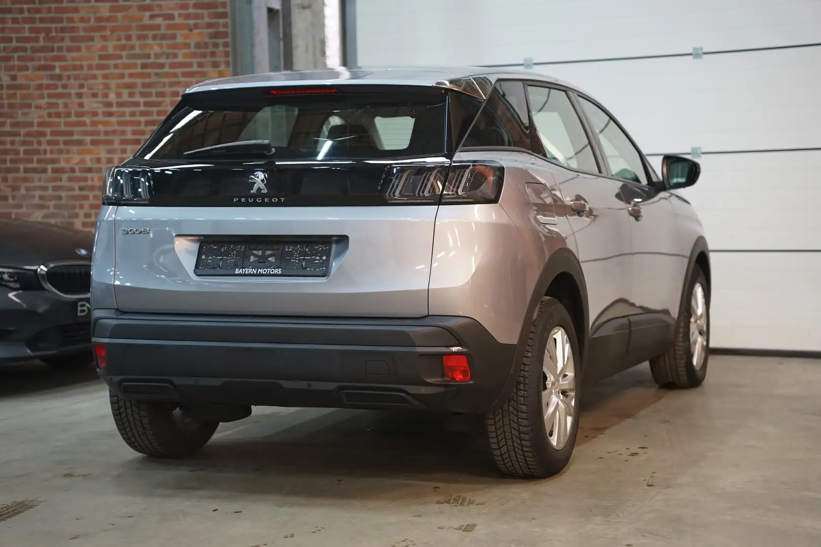 Peugeot 3008 1.2 Benzine Nieuw Model CarPlay LED Garantie Grijs - 2
