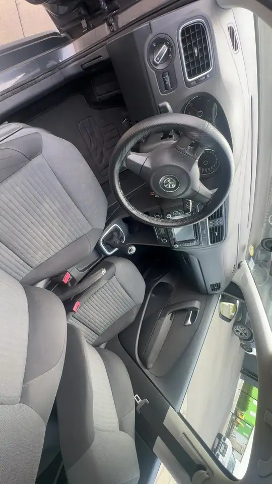 Volkswagen Polo Citadine 5 portes — photo 4