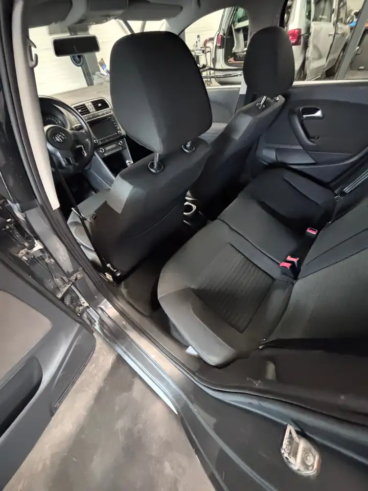 Volkswagen Polo Citadine 5 portes — photo 15