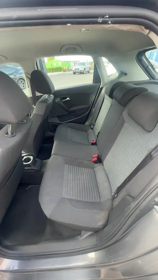 Volkswagen Polo Citadine 5 portes — photo 5